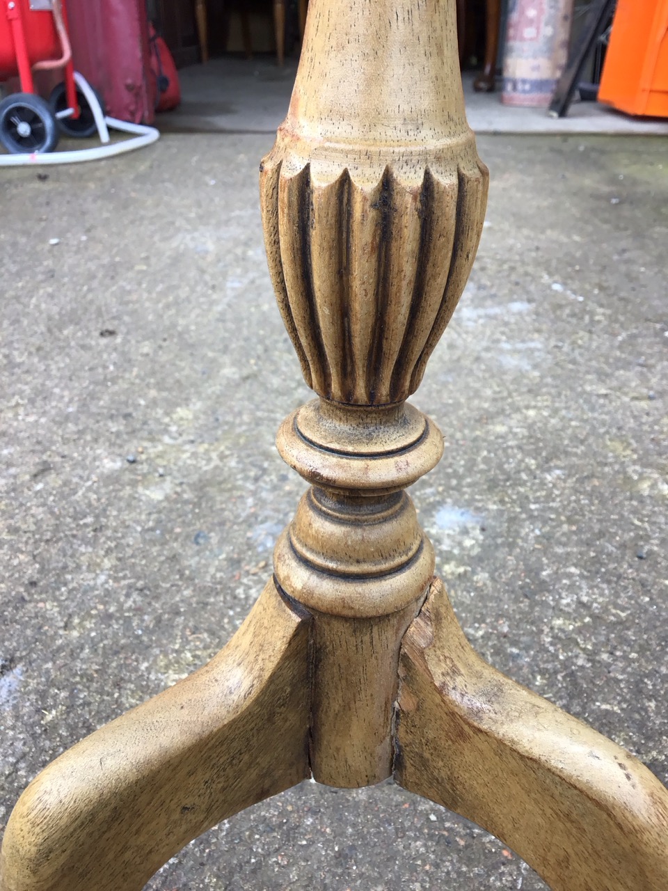 A pair of circular scalloped tray-top side tables supported on turned fluted columns with tripartite - Image 3 of 3