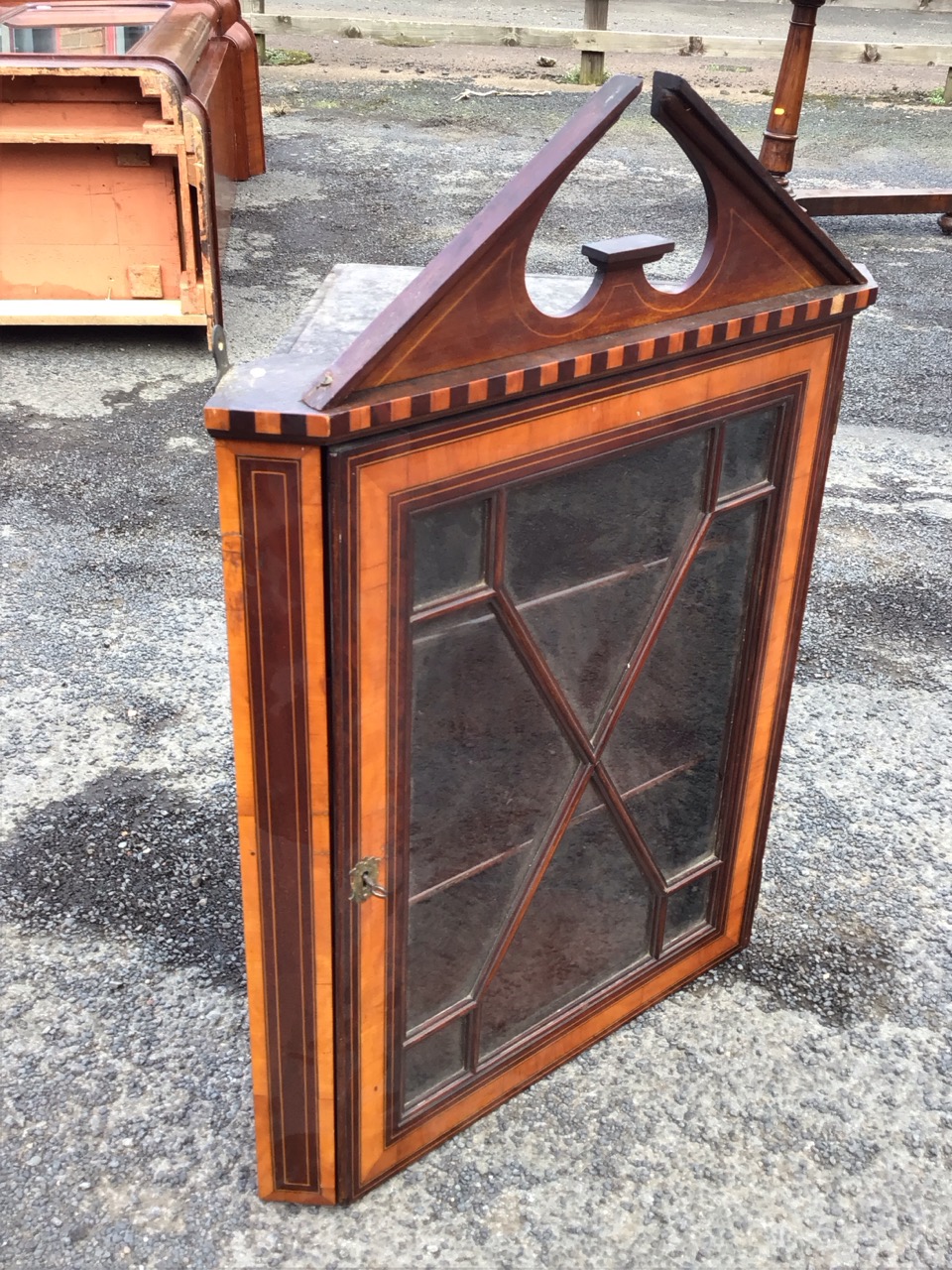 A Victorian mahogany hanging corner cabinet with broken pediment and chequered cornice above an - Image 3 of 3