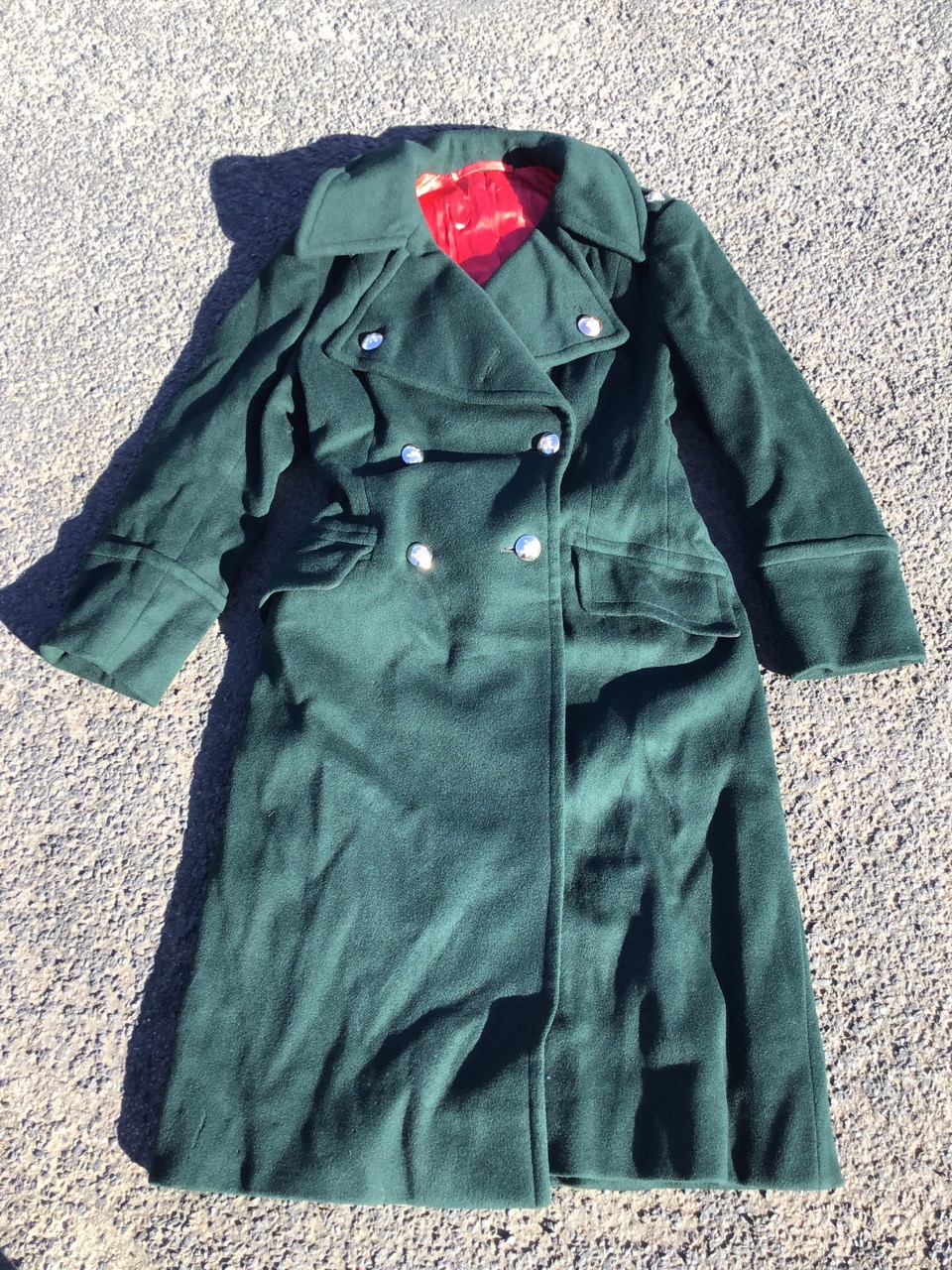 A Royal Navy Volunteer Reserve engineers uniform with jacket having bullion lacings and brass - Image 2 of 3