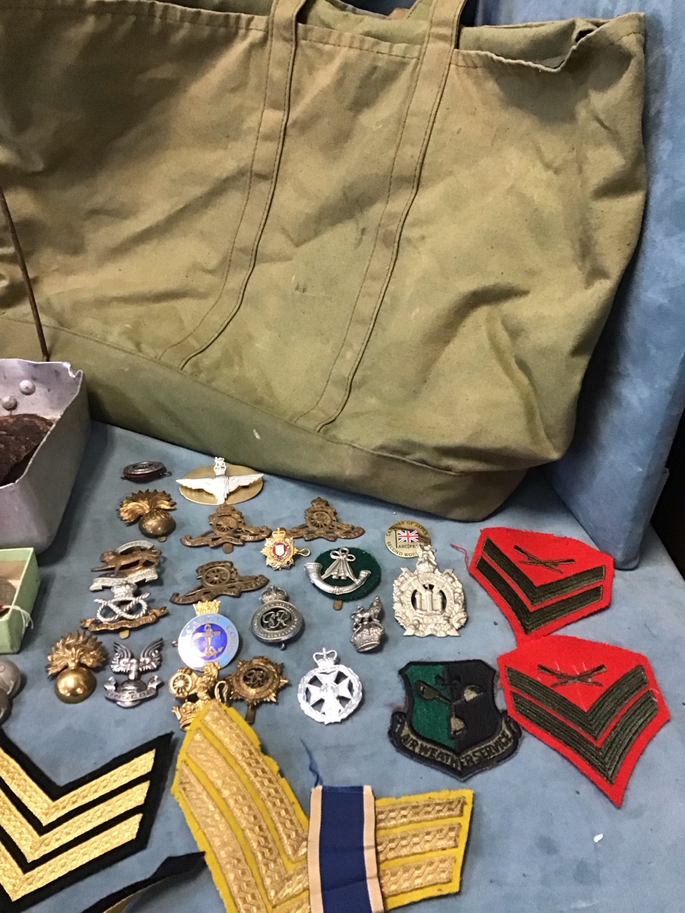 Miscellaneous militaria including cloth badges & insignia, uniform buttons, a shell fragment, WWII - Image 3 of 3