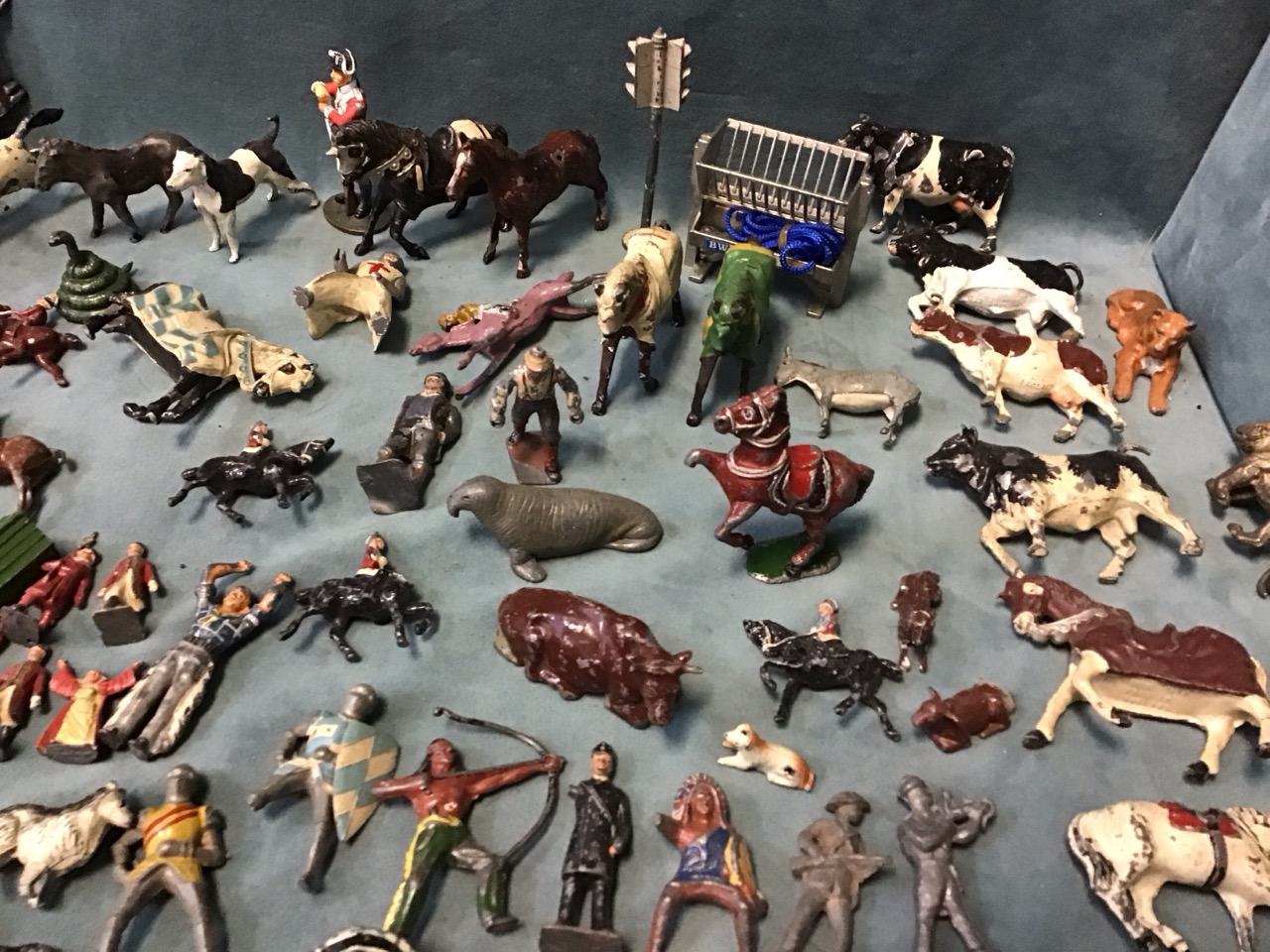 A collection of lead figures including soldiers, farm animals, knights, trees, street signs, etc. (A - Image 3 of 3