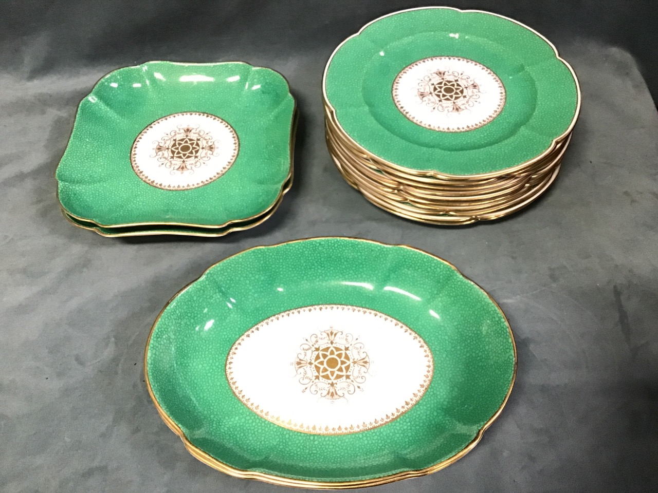 A Grosvenor China porcelain dessert service retailed by Thomas Goode & Co, decorated with gilt - Image 3 of 3