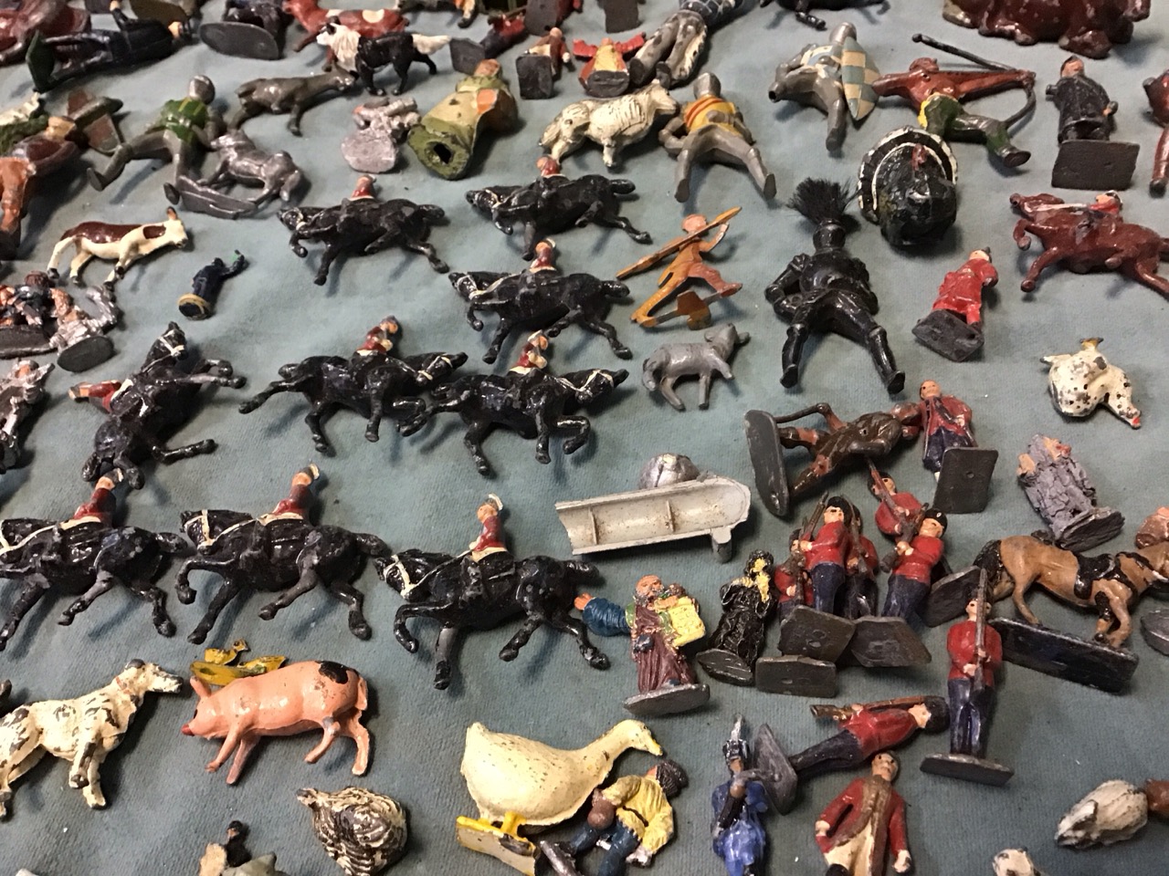 A collection of lead figures including soldiers, farm animals, knights, trees, street signs, etc. (A - Image 2 of 3