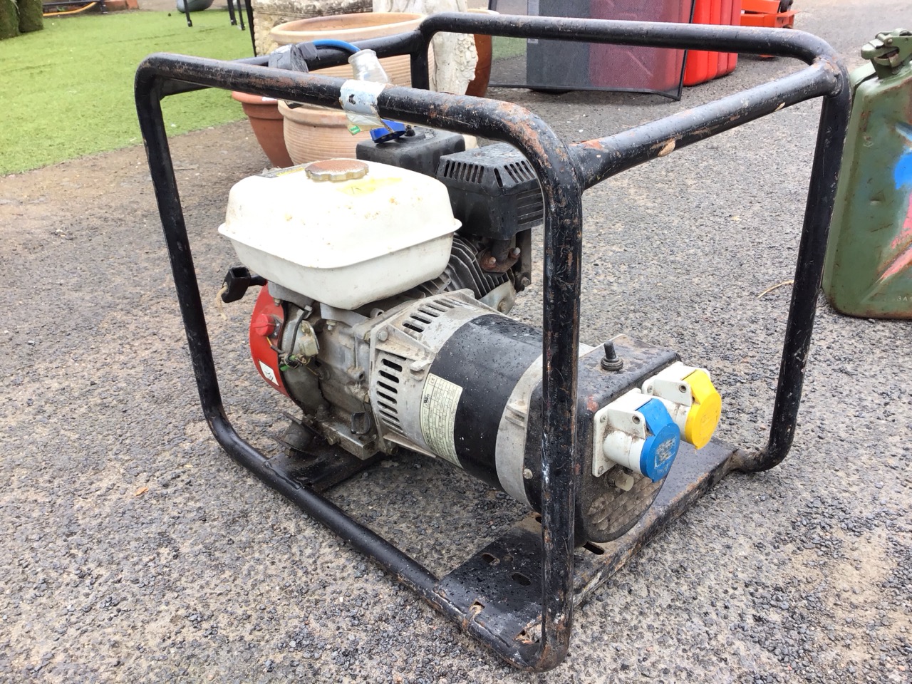 A petrol powered electric generator on tubular stand - A/F; together with a 20L jerry can. (2) - Image 3 of 3