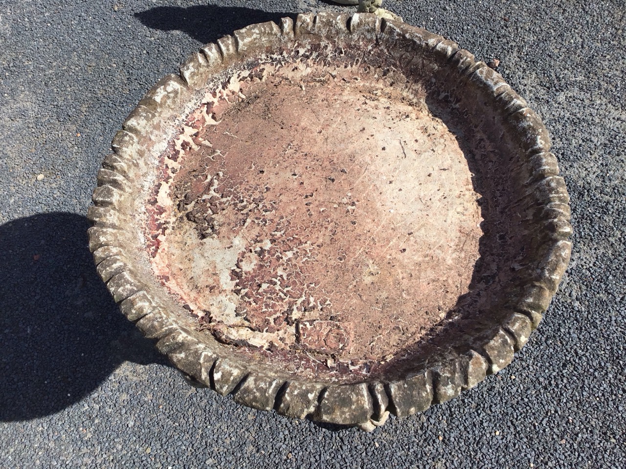 A composition stone birdbath of moulded log form, with circular bowl on treetrunk mounted with - Image 3 of 3