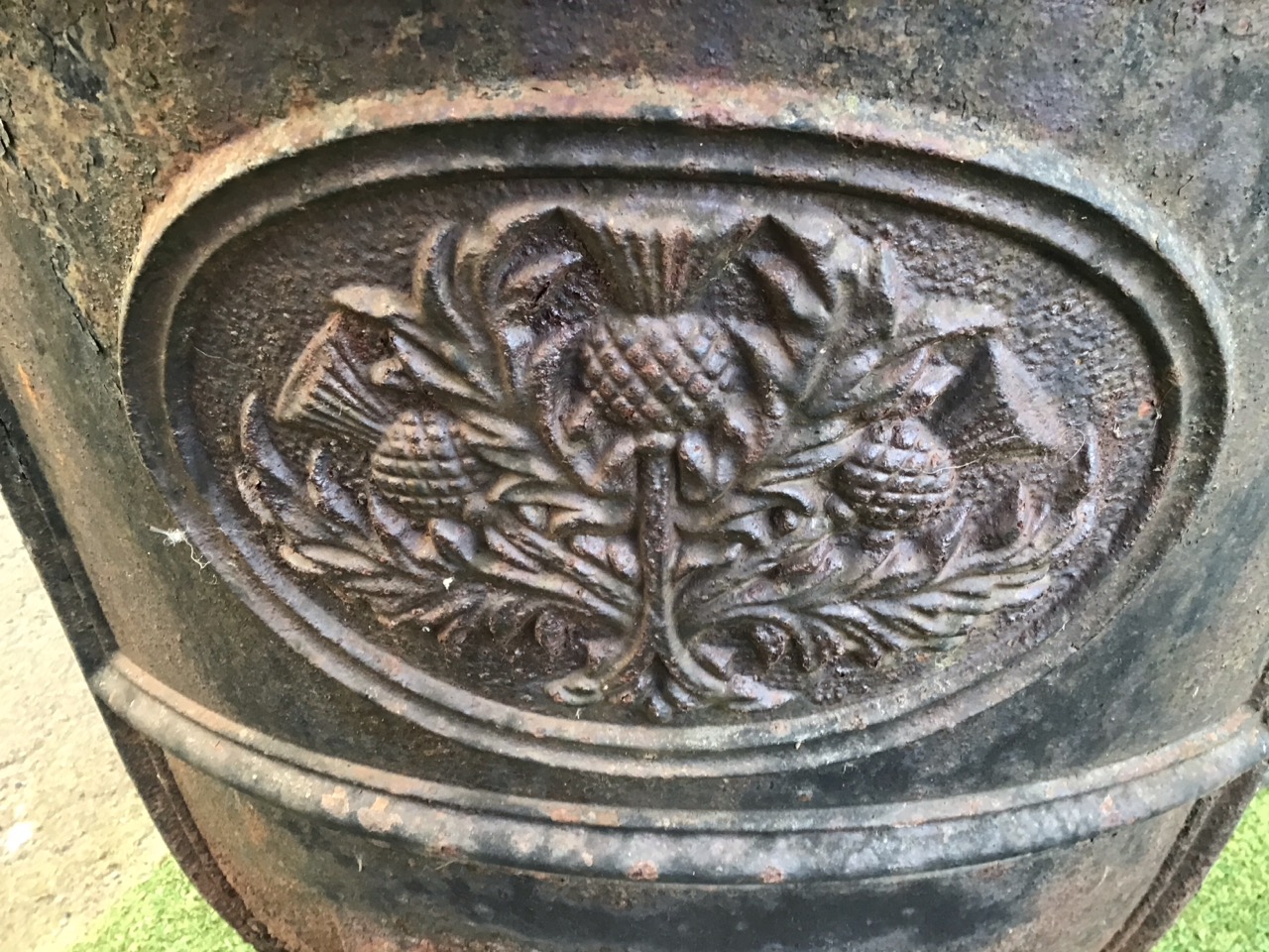 A Victorian cast iron boiler - The Thistle, with cauldon shaped flat rimmed vessel having copper tap - Image 3 of 3