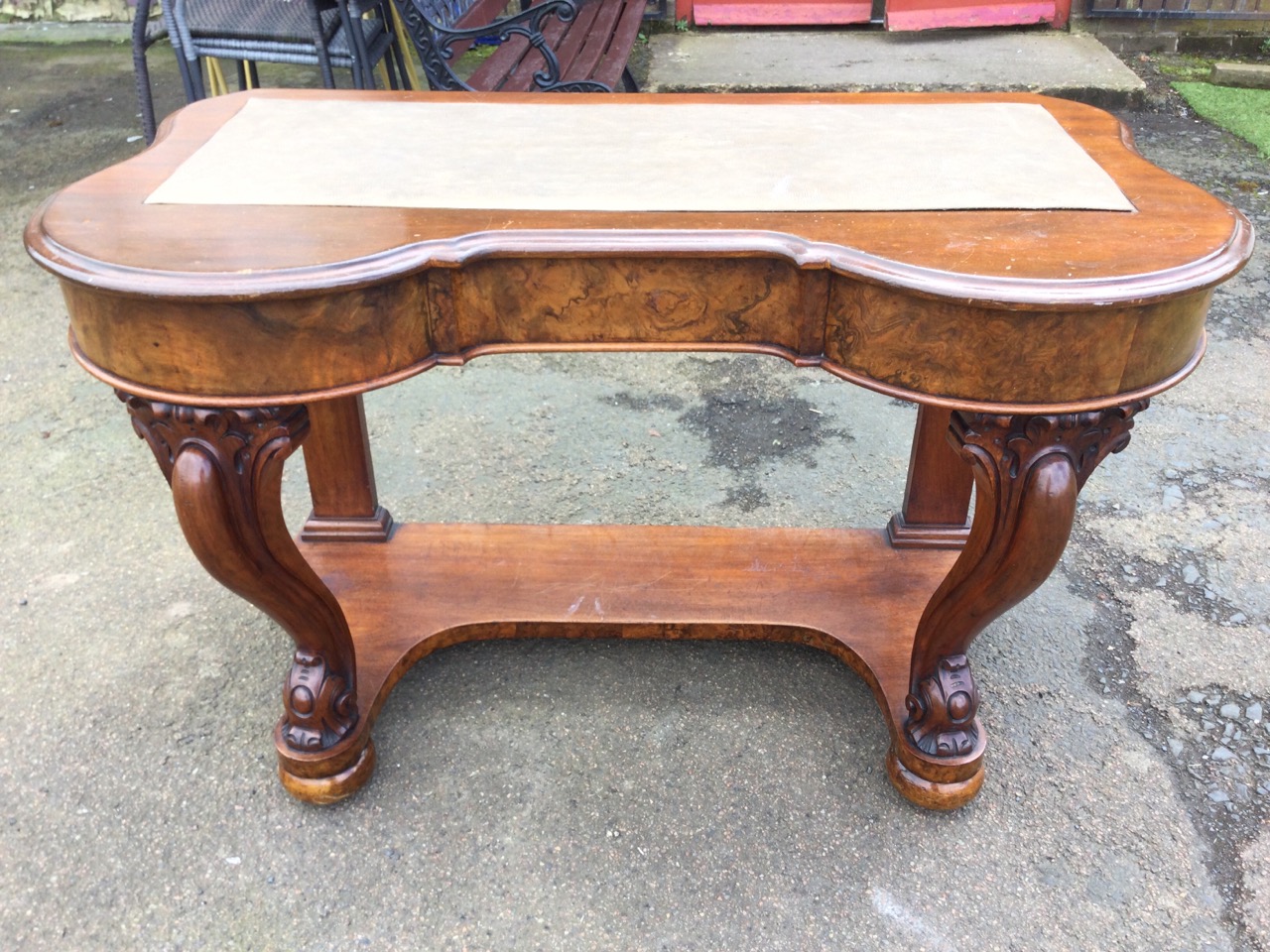 A Victorian walnut & mahogany writing desk, the moulded kidney shaped top set with writing surface - Image 2 of 3