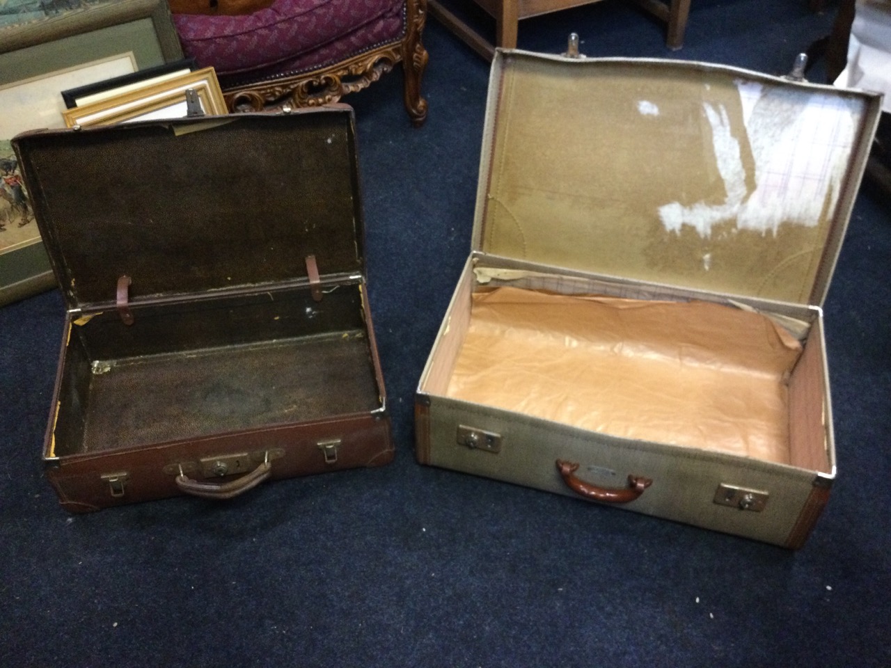 Four miscellaneous C20th suitcases. (4) - Image 3 of 3