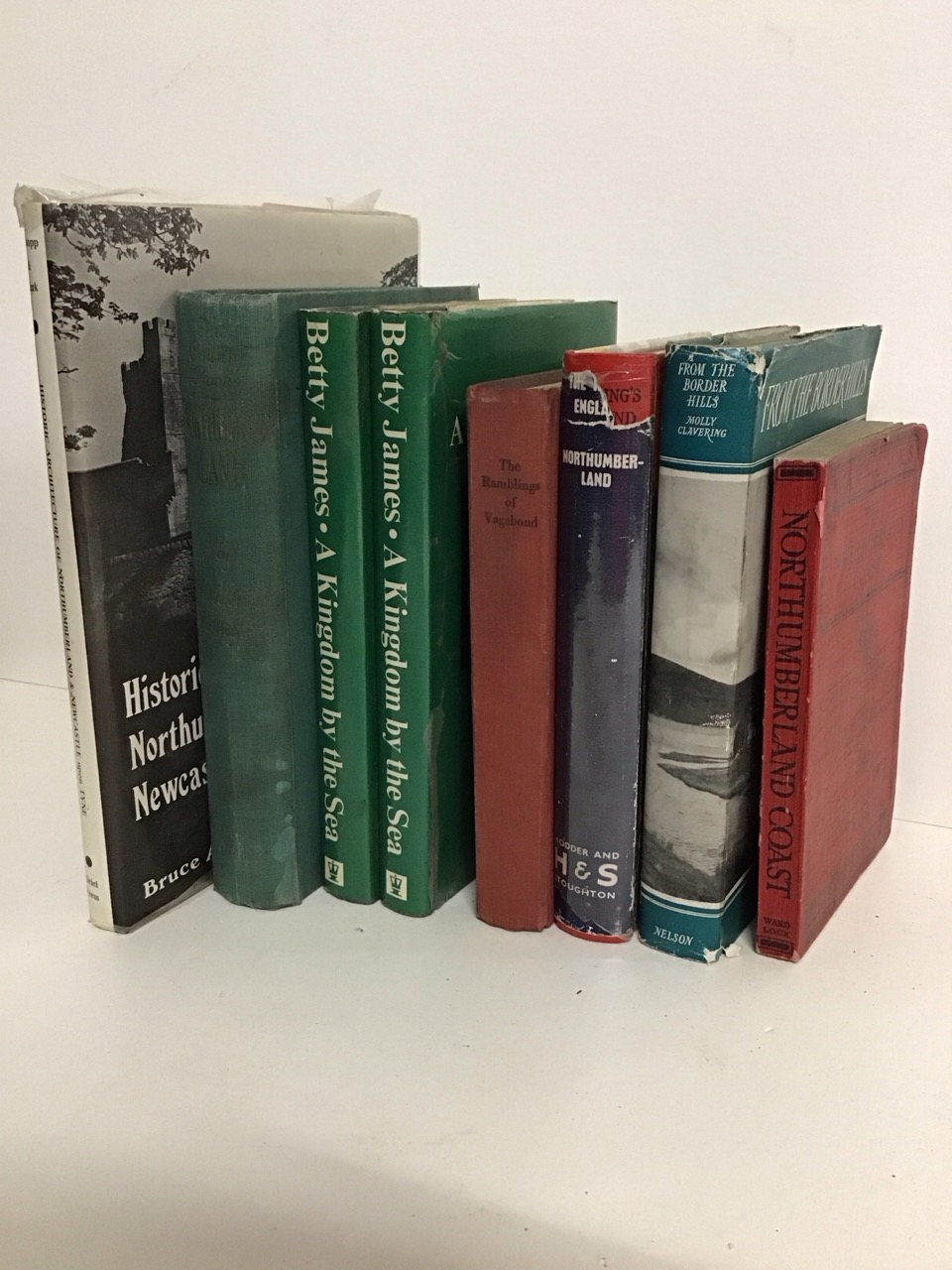 Winston Churchill, The Second World War, Cassell six-volume hardback edition; and eight books on - Image 3 of 3