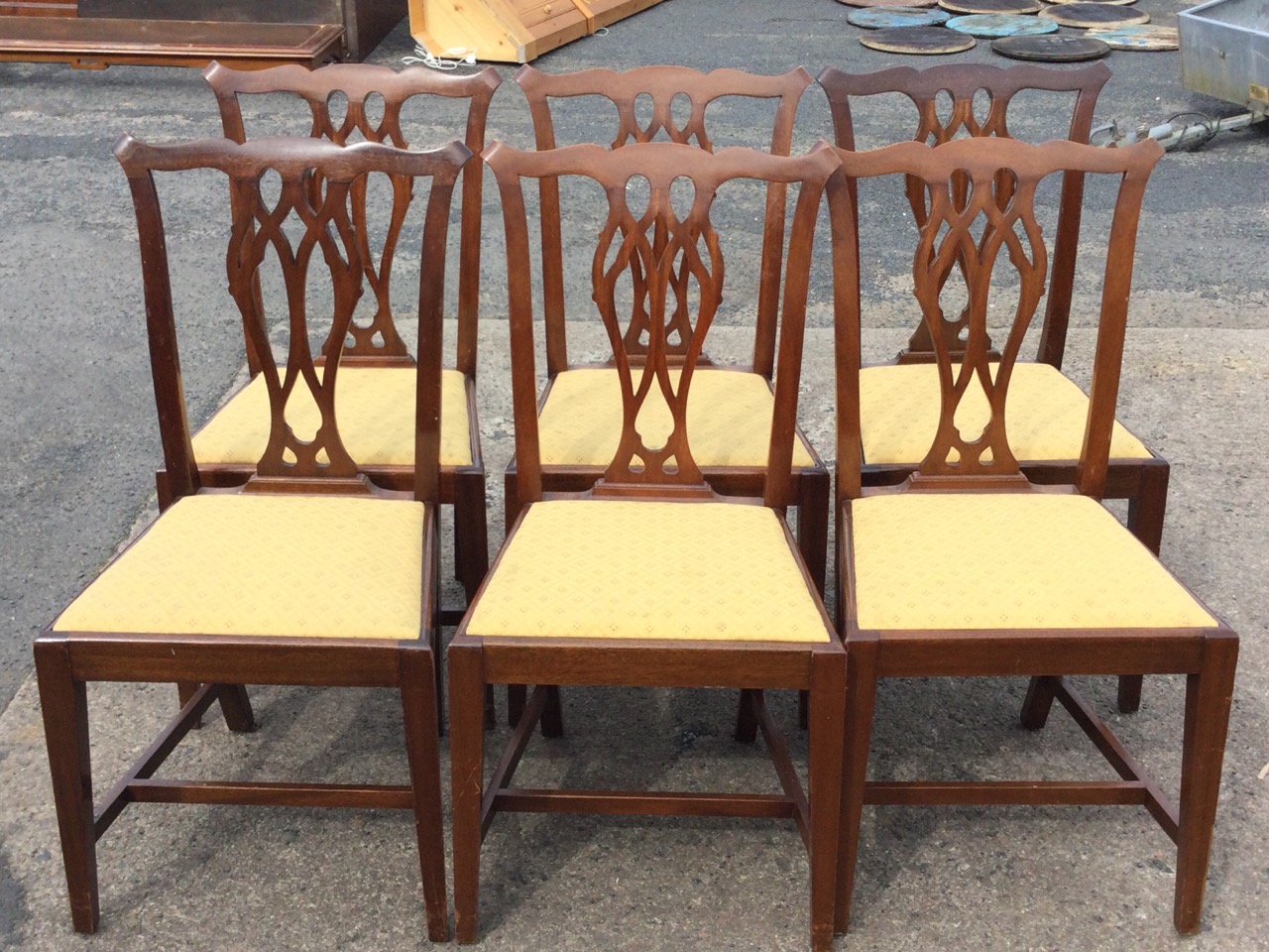A set of six mahogany Chippendale style dining chairs with waved backs and pierced splats above - Image 2 of 3
