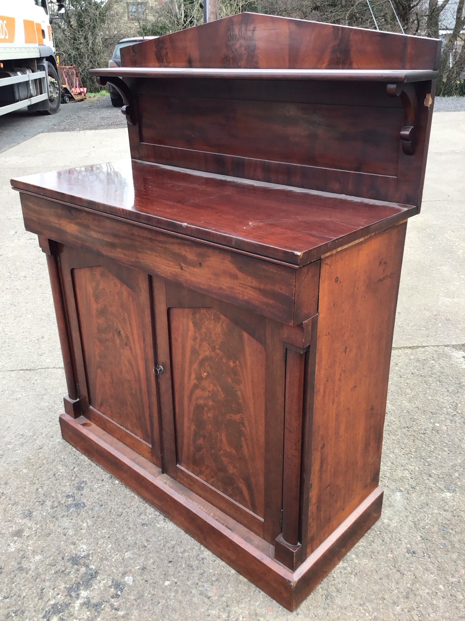 A William IV mahogany chiffonier, the pedimented back with shelf and rectangular top above a - Image 3 of 3