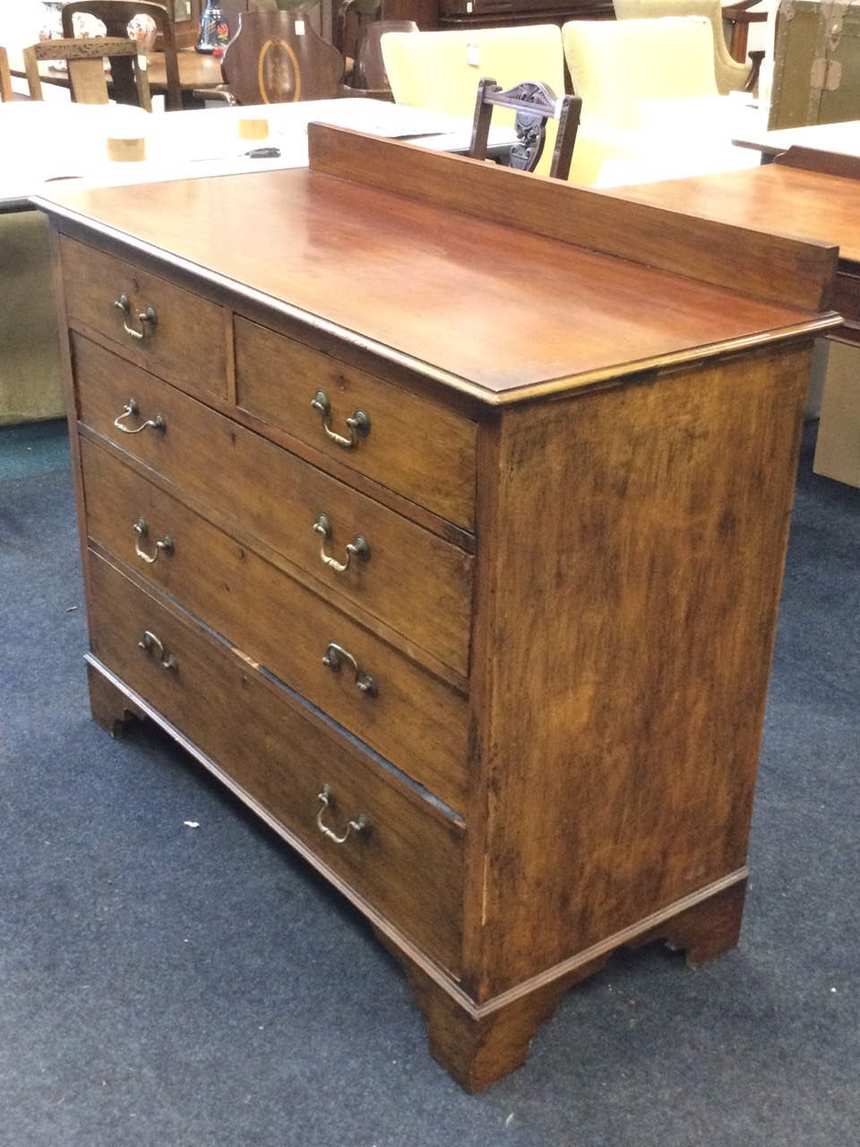 An Edwardian mahogany chest of drawers, with low back to the moulded top above two short & three - Image 3 of 3