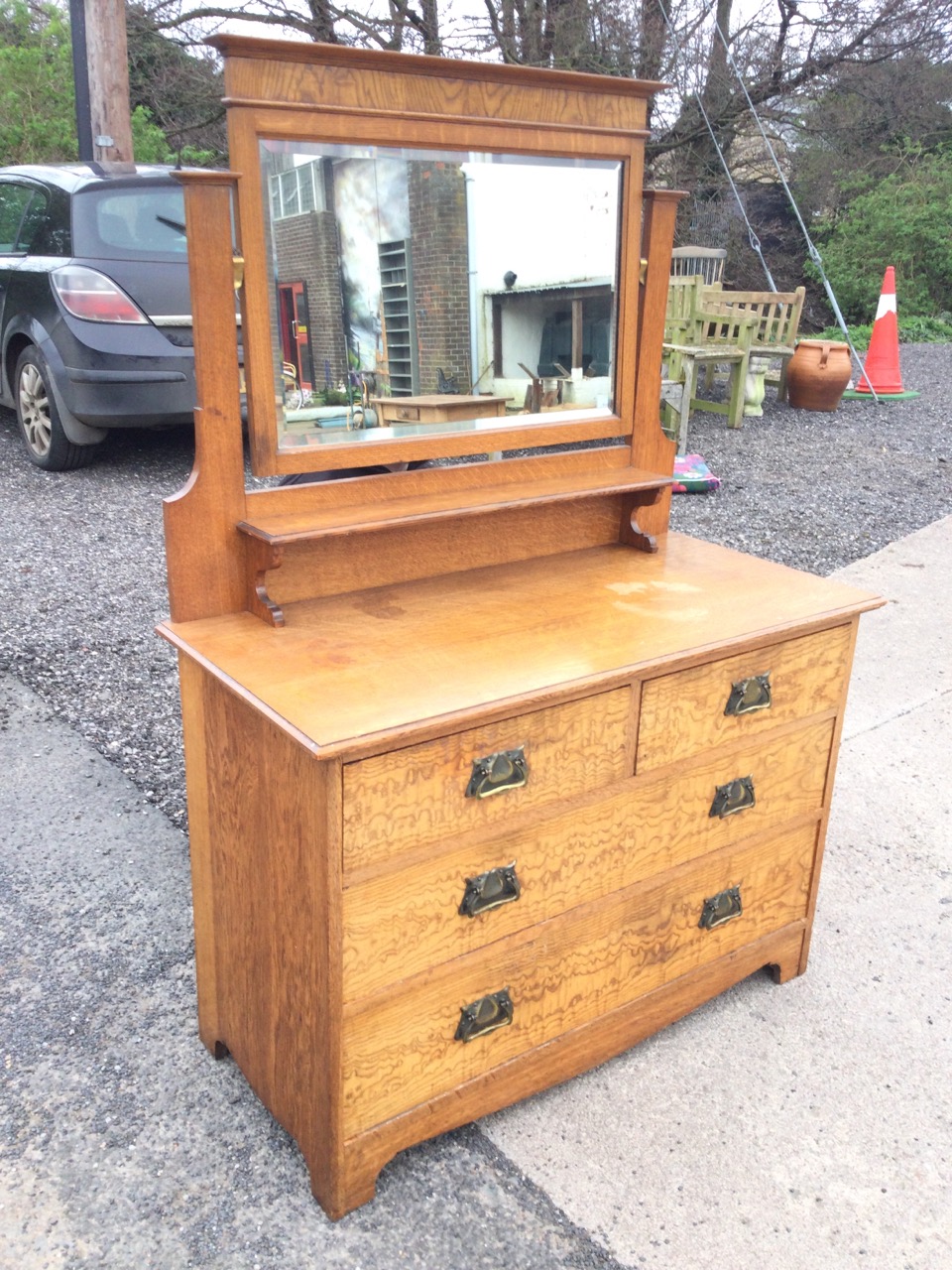 A Victorian burr oak dressing table by Robson & Sons with rectangular bevelled mirror on shaped - Image 3 of 3