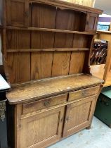 Early 20th oak dresser