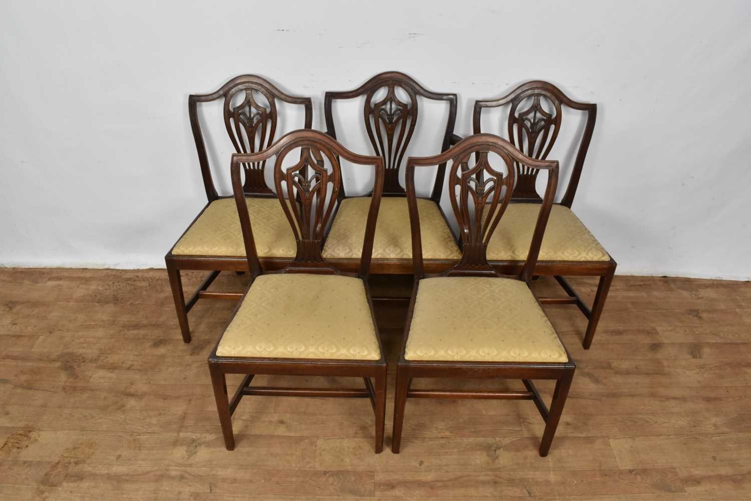 Set of five late 18th century Hepplewhite style mahogany dining chairs - Image 2 of 10