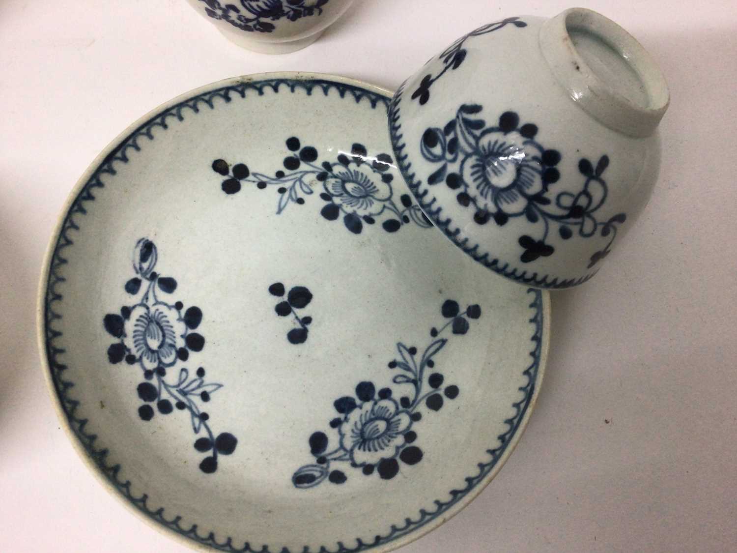 Group of Liverpool blue and white porcelain - Image 2 of 4