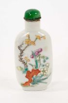 Chinese famille rose snuff bottle, 18th/19th century