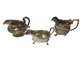 Irish silver cream jug, silver sauce boat and a silver cream jug (3)