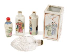 Two similar 19th century Chinese porcelain snuff bottles, decorated in enamels with figures and scri