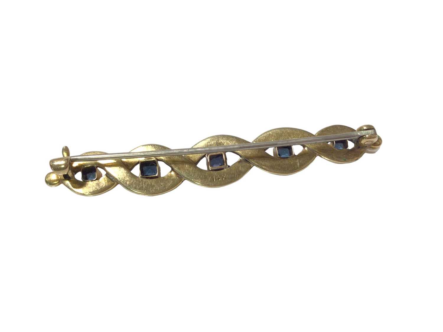 Edwardian 14K gold sapphire and seed pearl bar brooch and similar amethyst and seed pearl pendant on - Image 3 of 5