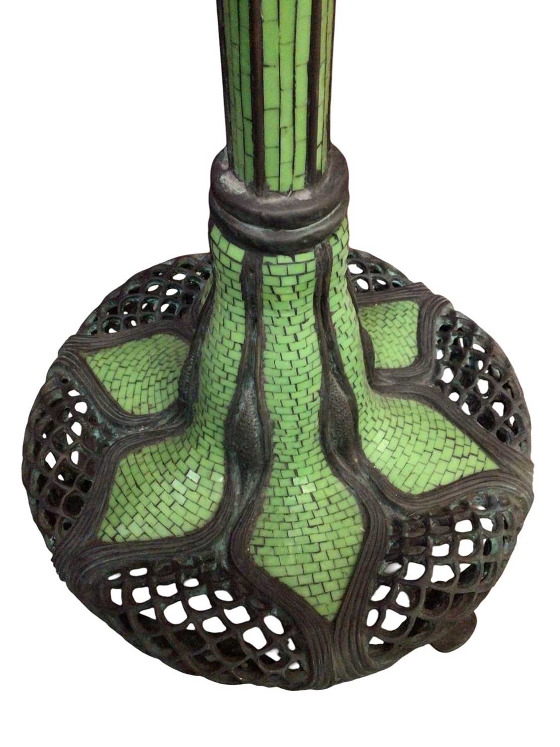 Art Deco revival standard mosaic lamp - Image 7 of 10