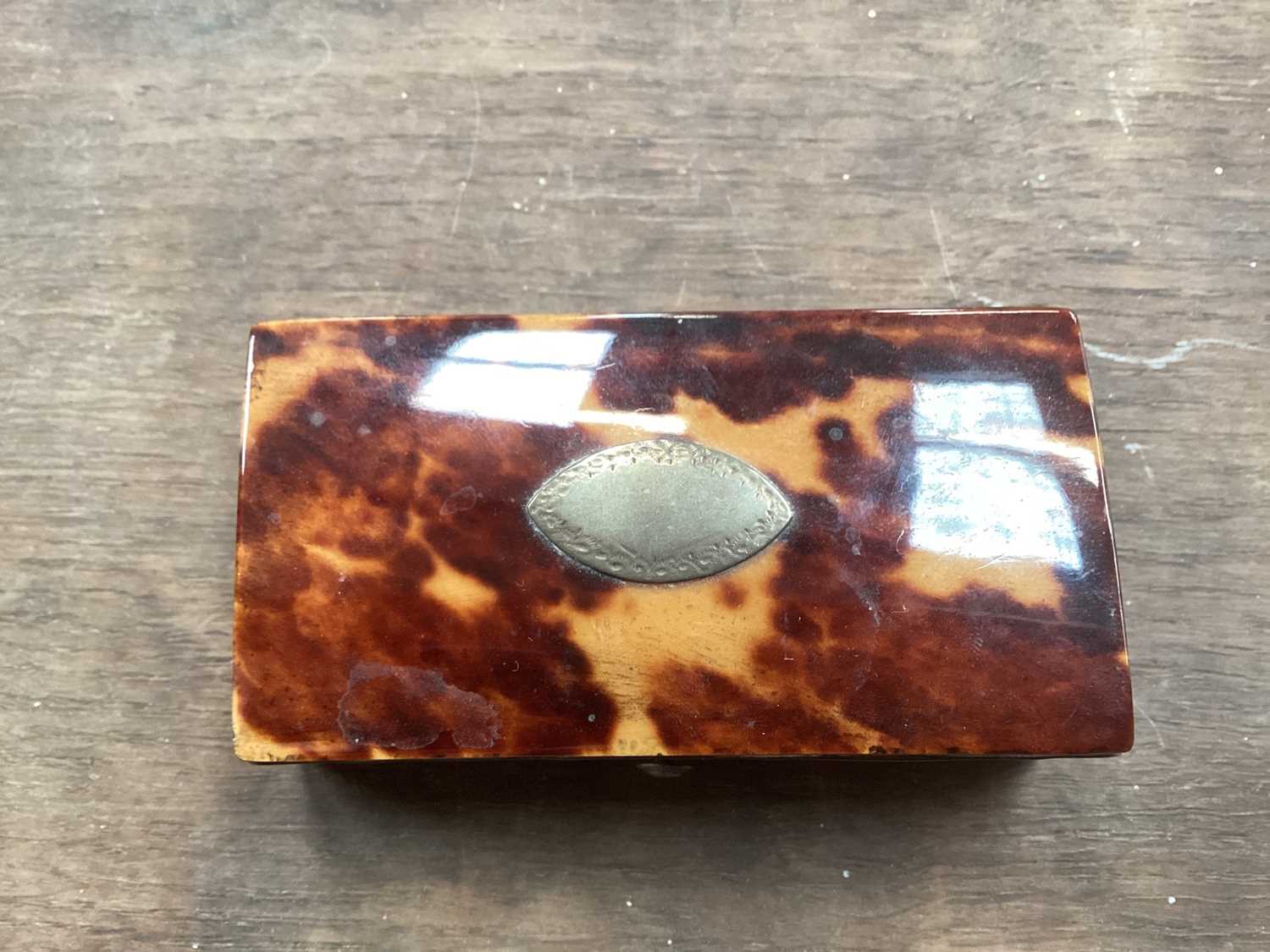 Rare Georgian tortoiseshell and silver mounted travelling inkwell - Image 8 of 11