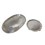 George V silver oval dressing table tray and a silver card salver (2)