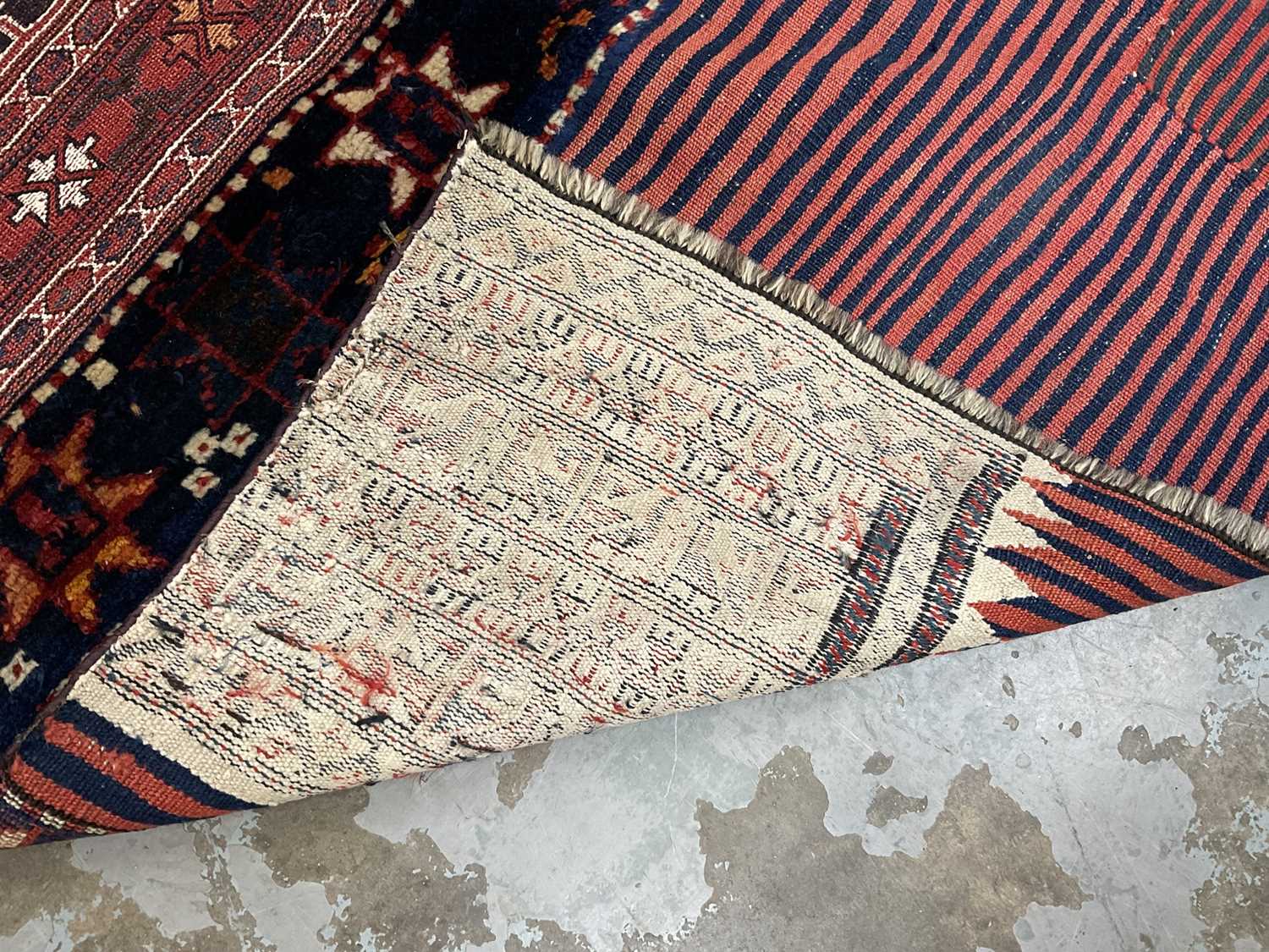 Kelim type kashgai saddle rug - Image 5 of 6