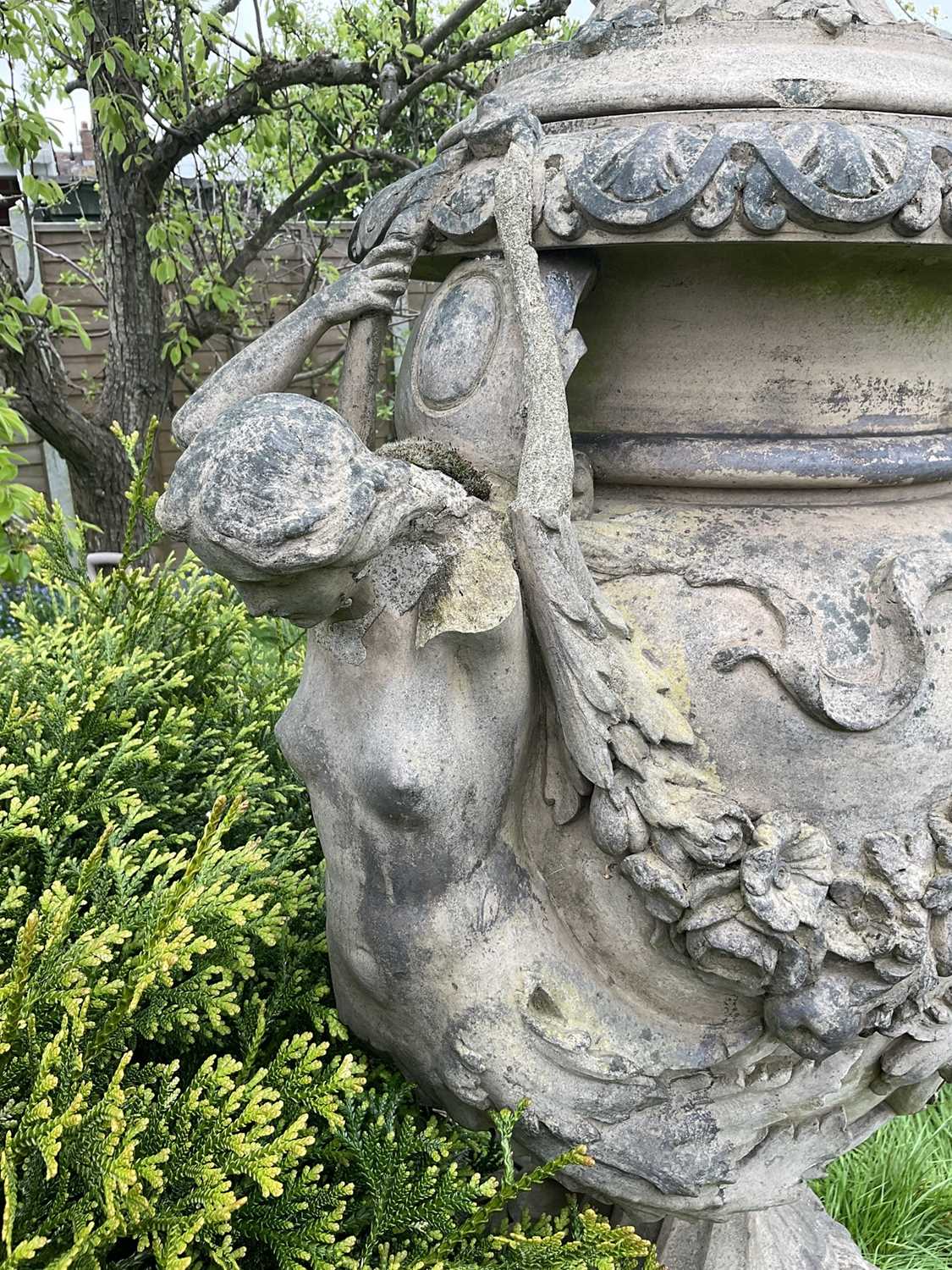 A fine antique reconstituted stone garden urn and cover on plinth, with detachable lid, female carya - Image 9 of 20