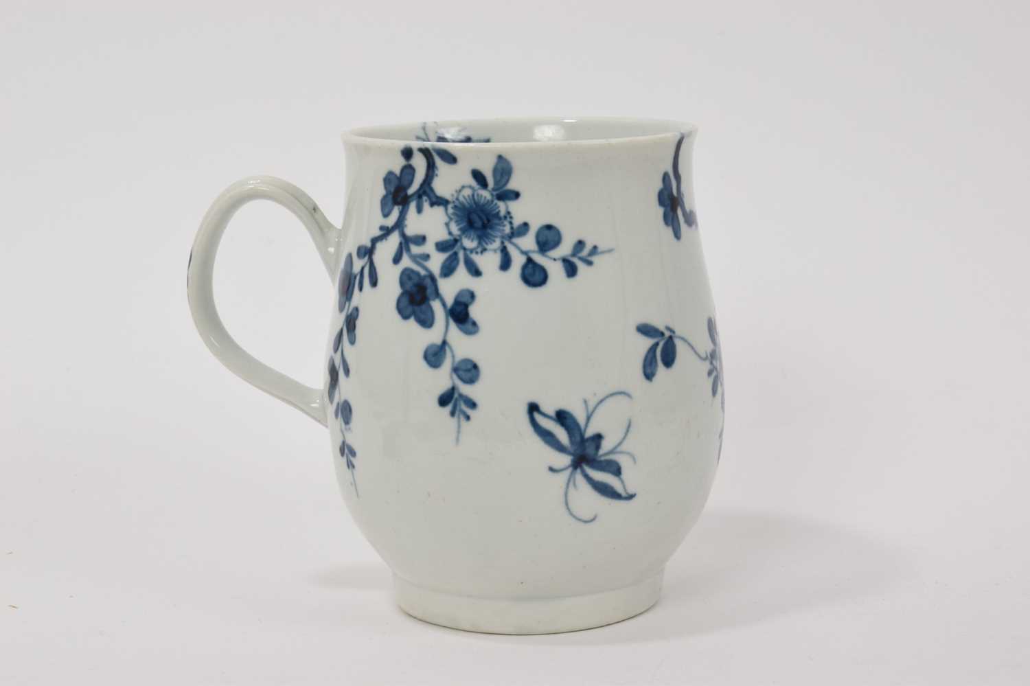 18th century Worcester blue and white bell-shaped mug - Image 3 of 6