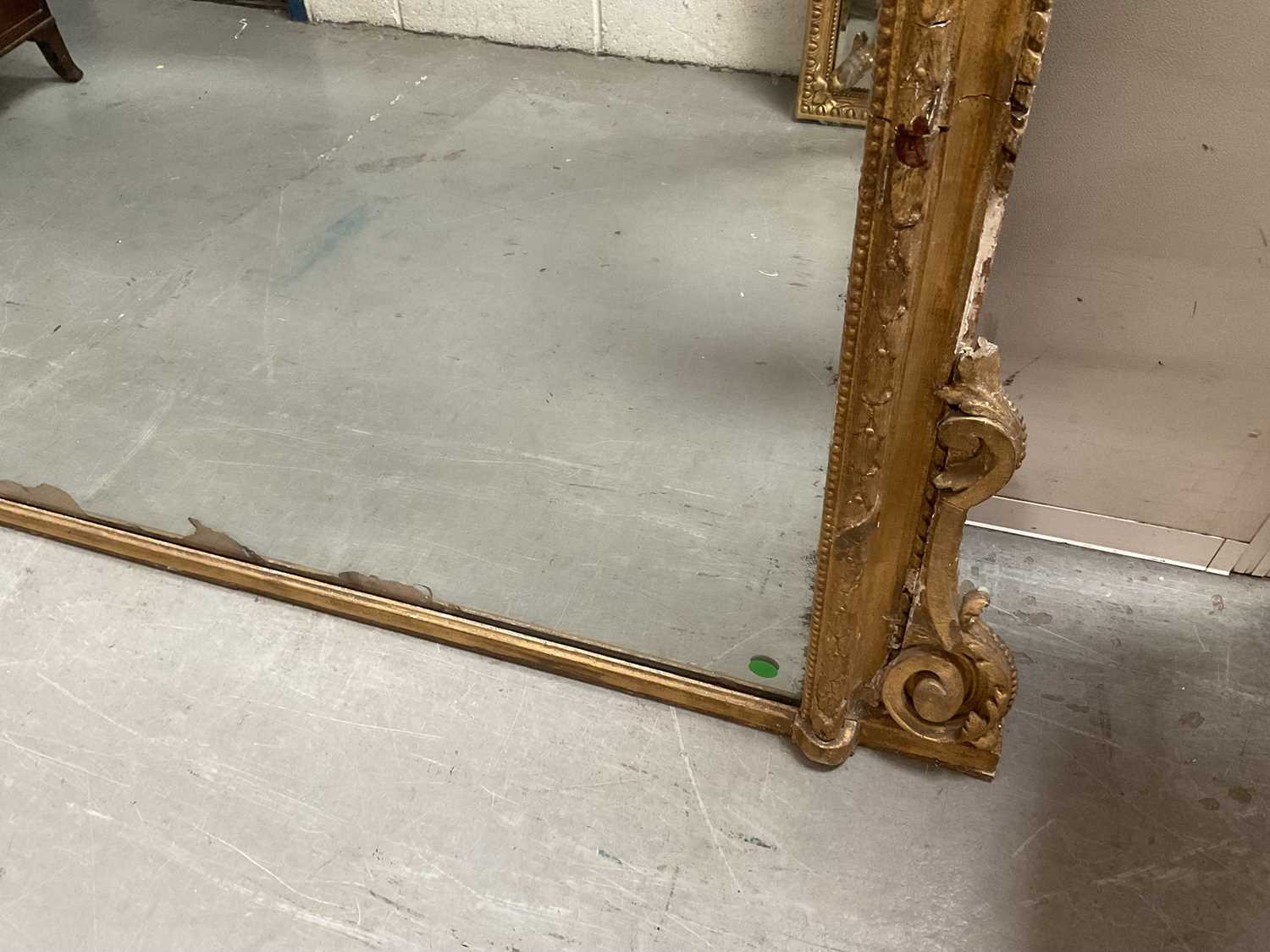 Early Victorian gilt framed overmantel mirror - Image 10 of 10
