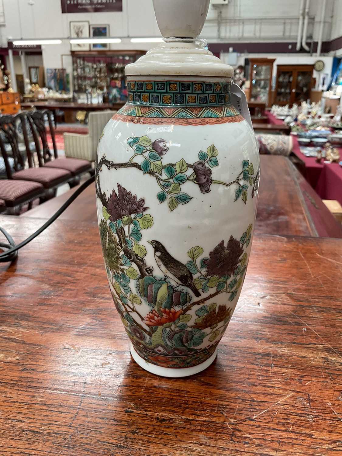 19th century Chinese vase converted to a lamp - Image 2 of 5