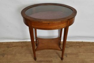 Edwardian inlaid satinwood bijouterie table of oval form