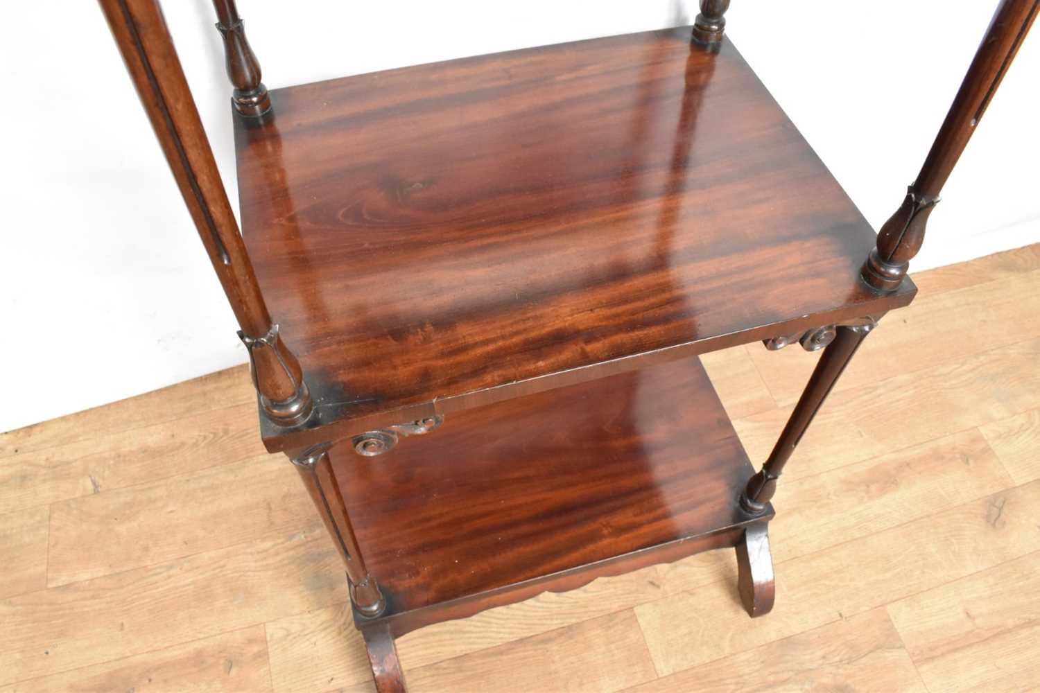 Mid 19th century mahogany whatnot - Image 4 of 7