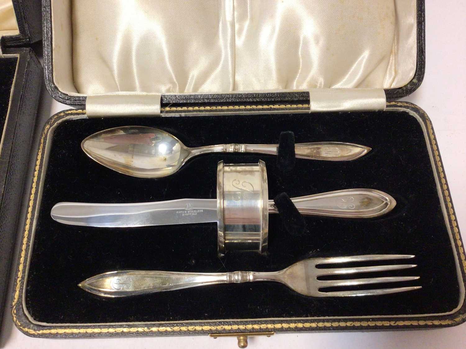 Group of silver to include christening sets, toddy ladle etc - Image 7 of 8