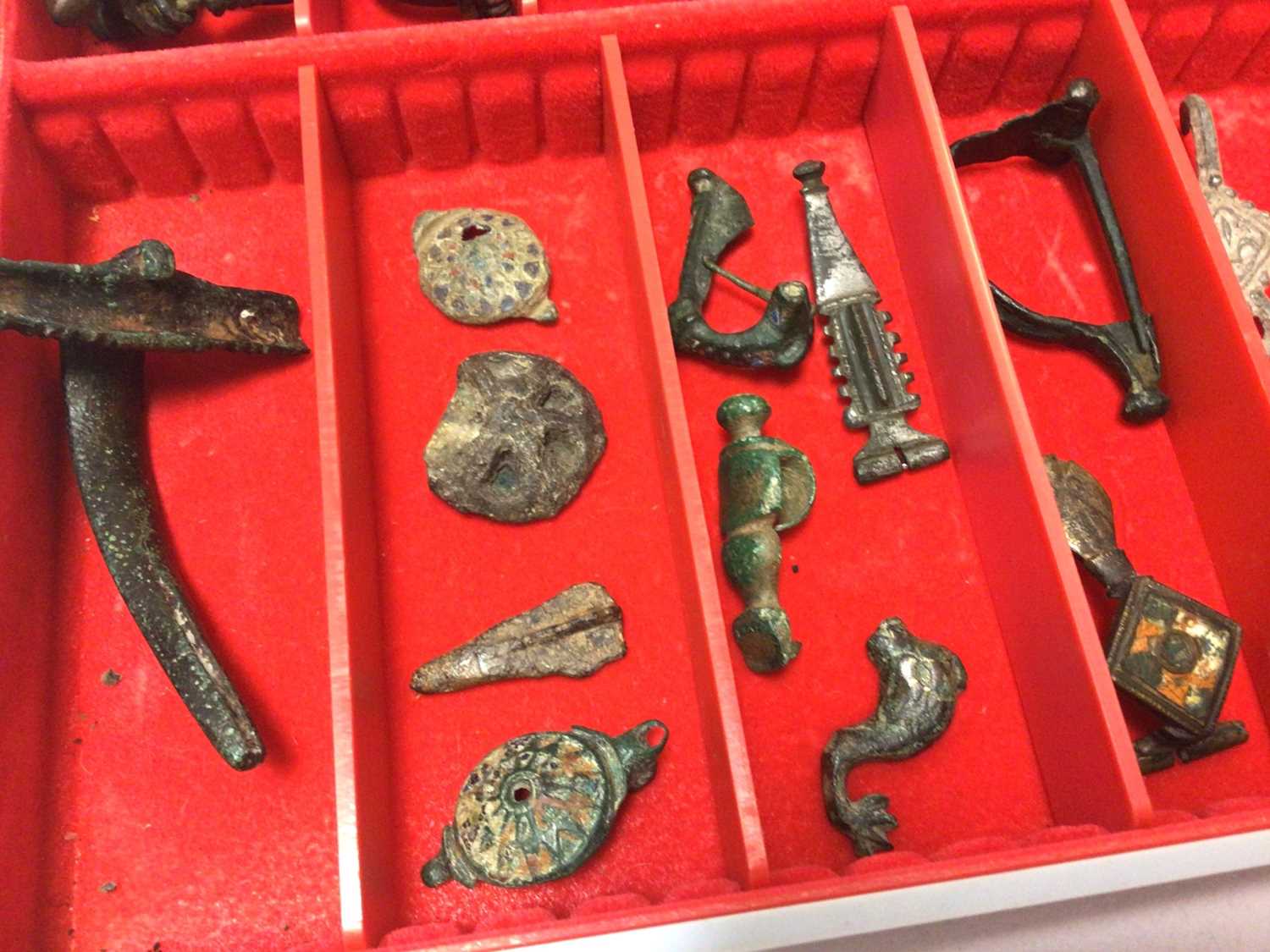 Collection of Roman brooches and sundry other antiquities - Image 4 of 5