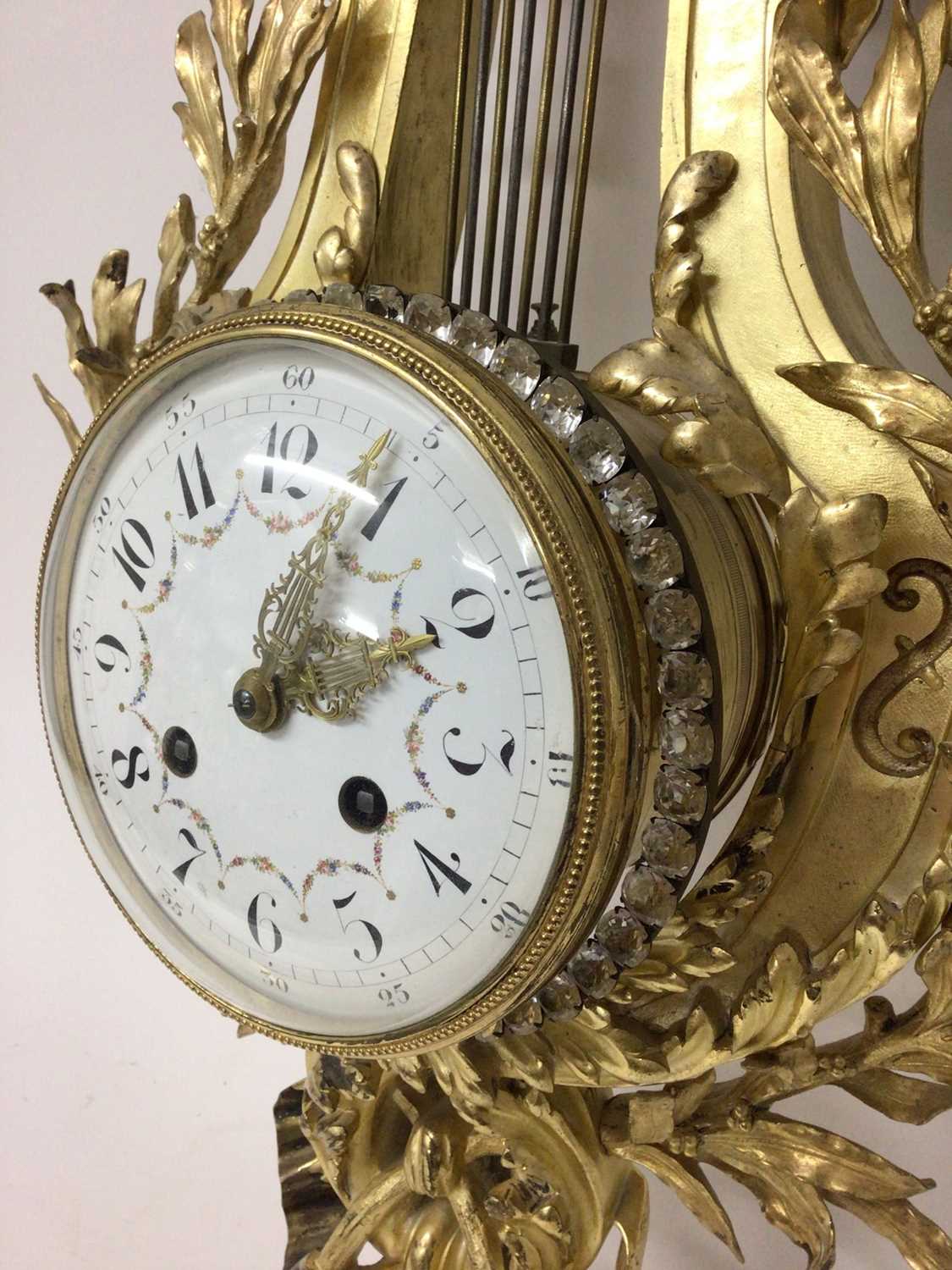 Good quality 19th century French Louis XVI-style ormolu cartel clock - Image 5 of 16