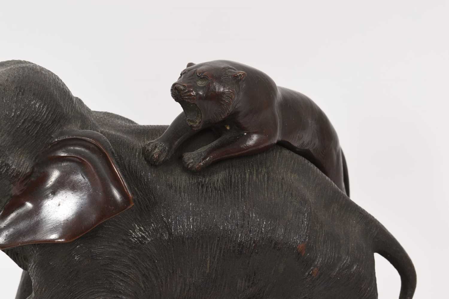 Late 19th century/early 20th century Japanese bronze sculpture of an elephant - Image 4 of 5