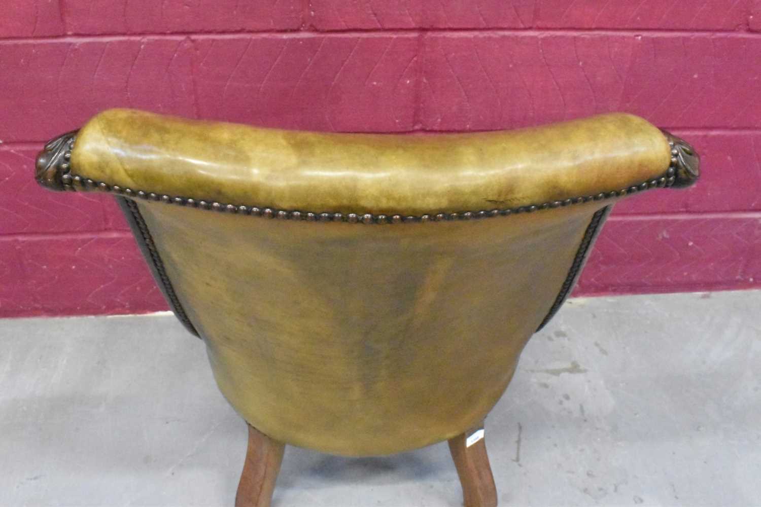 Good quality early Victorian leather upholstered rosewood open armchair - Image 9 of 9