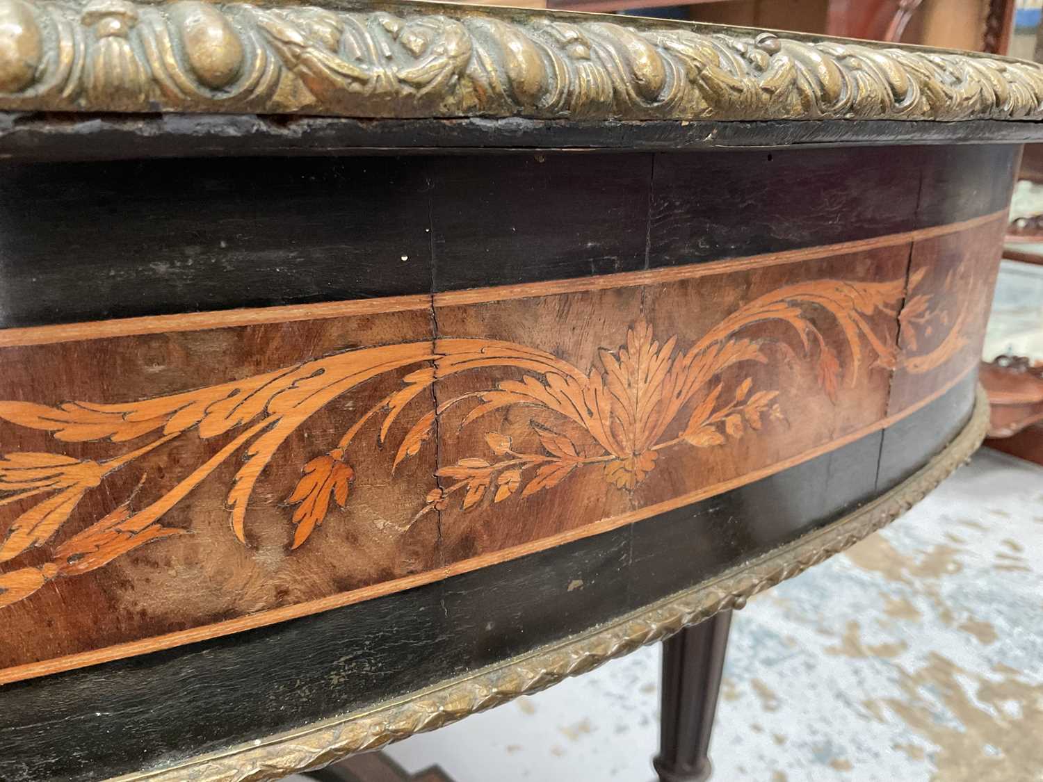 Good 19th century marquetry and ormolu mounted table - Image 14 of 17