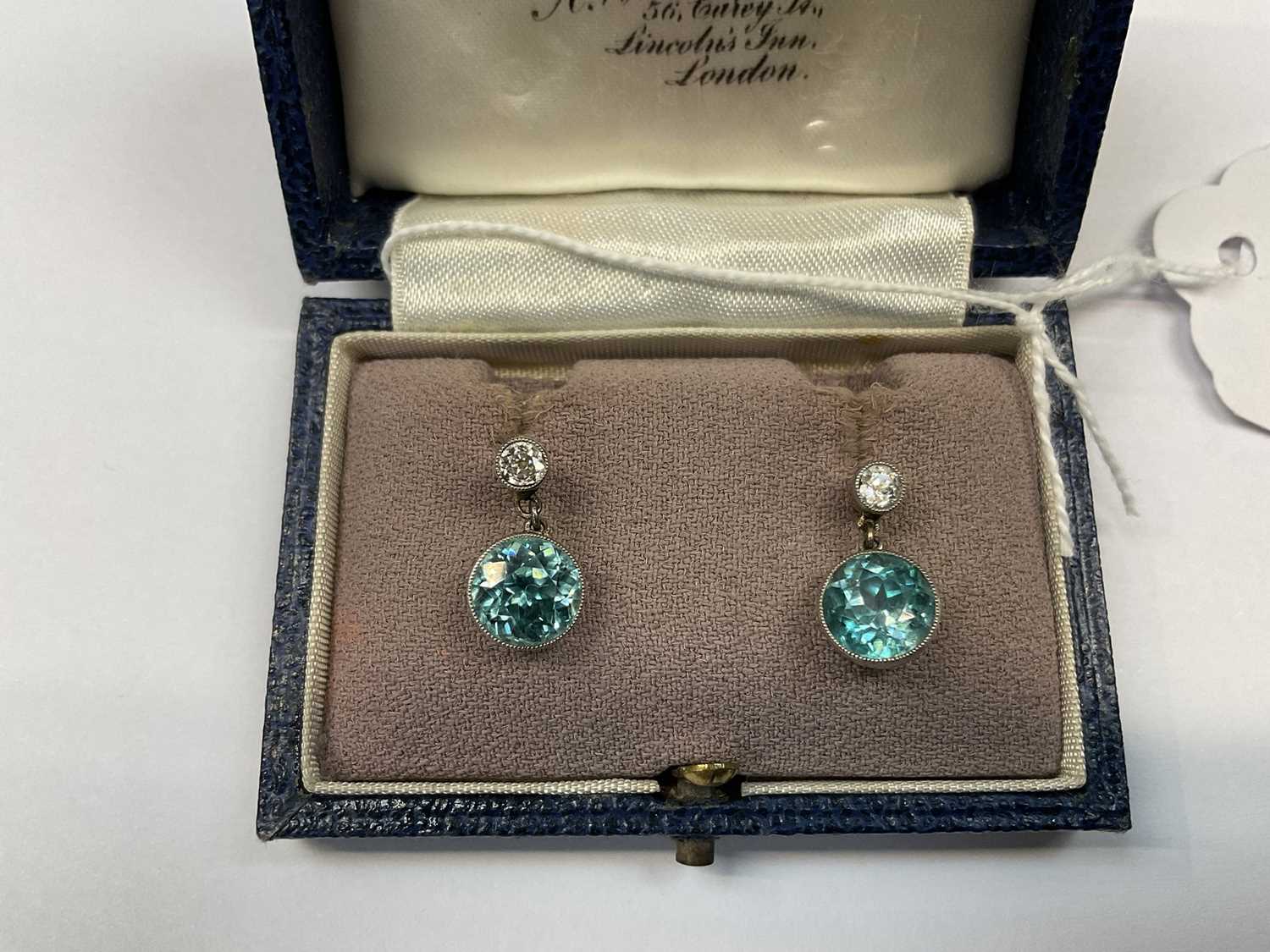 Pair of Edwardian blue zircon and diamond pendant earrings - Image 4 of 4