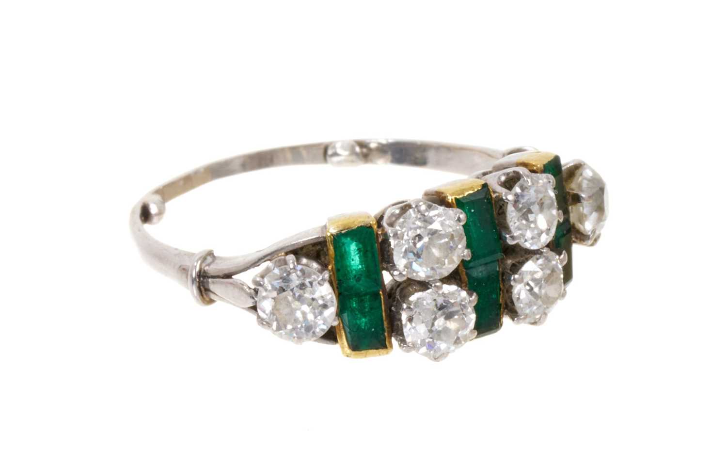 Art Deco diamond and emerald cluster ring - Image 2 of 6