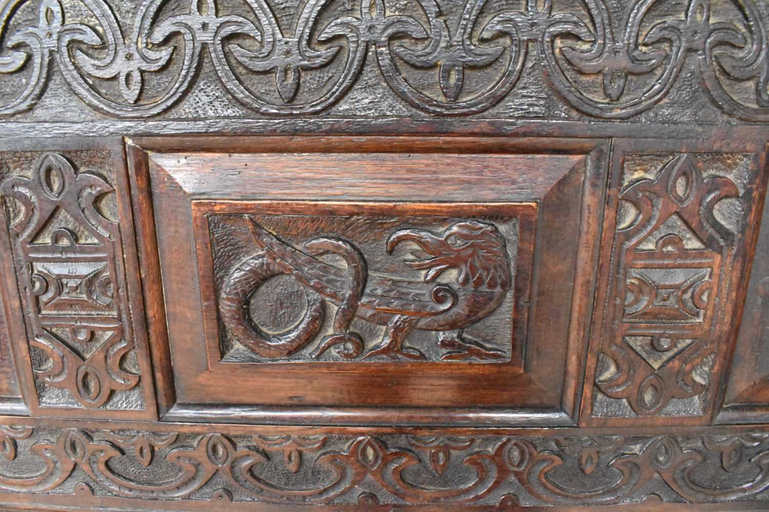 Elaborate carved oak settle - Image 4 of 10