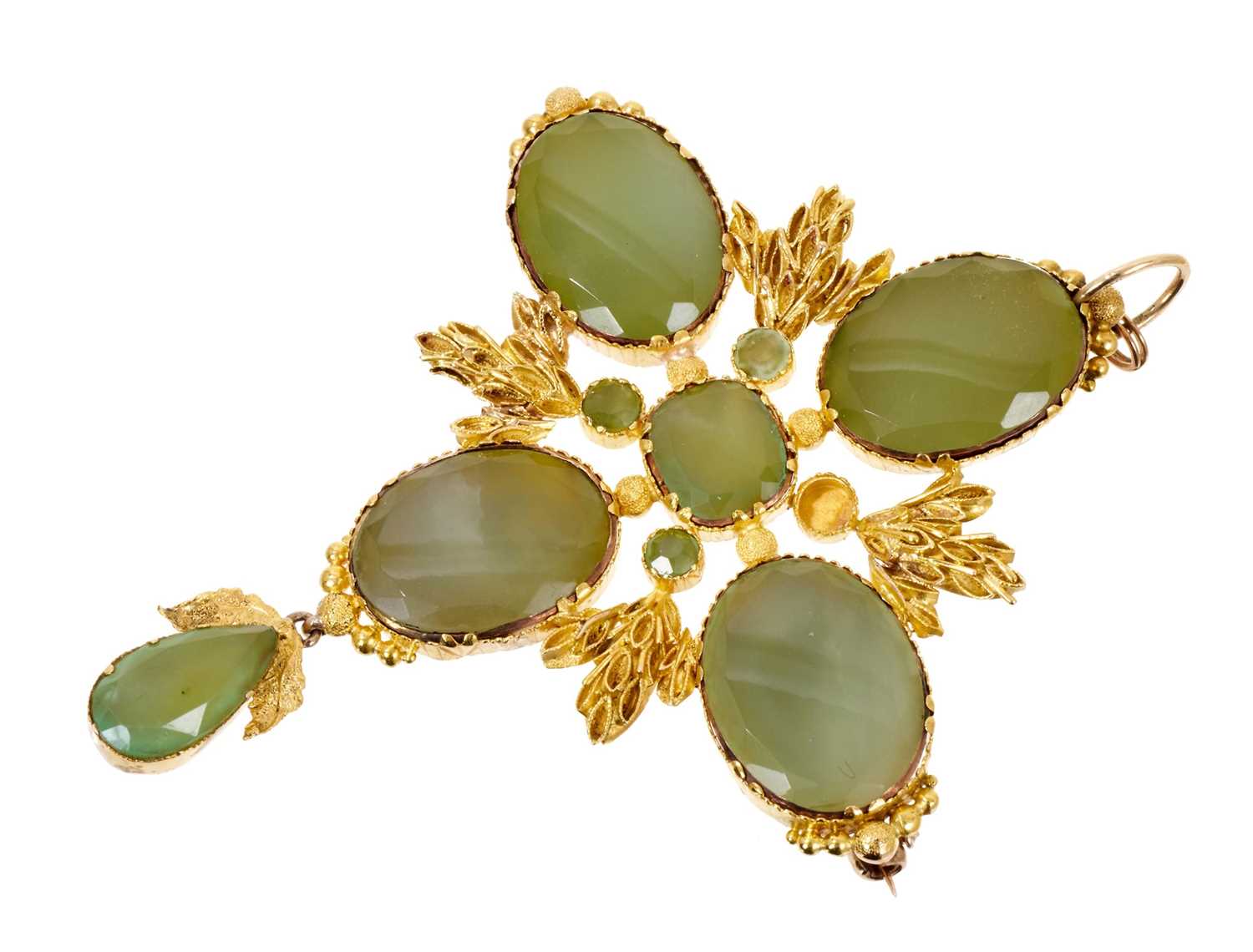 Regency-style gold and green stone pendant/brooch