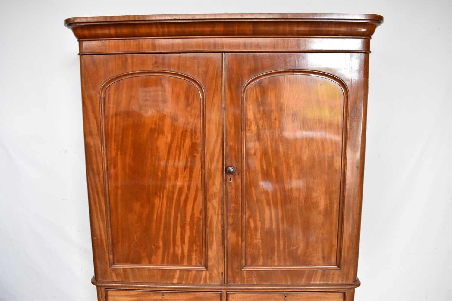 Good quality late Victorian satinwood linen press by Heal & Son - Image 2 of 7