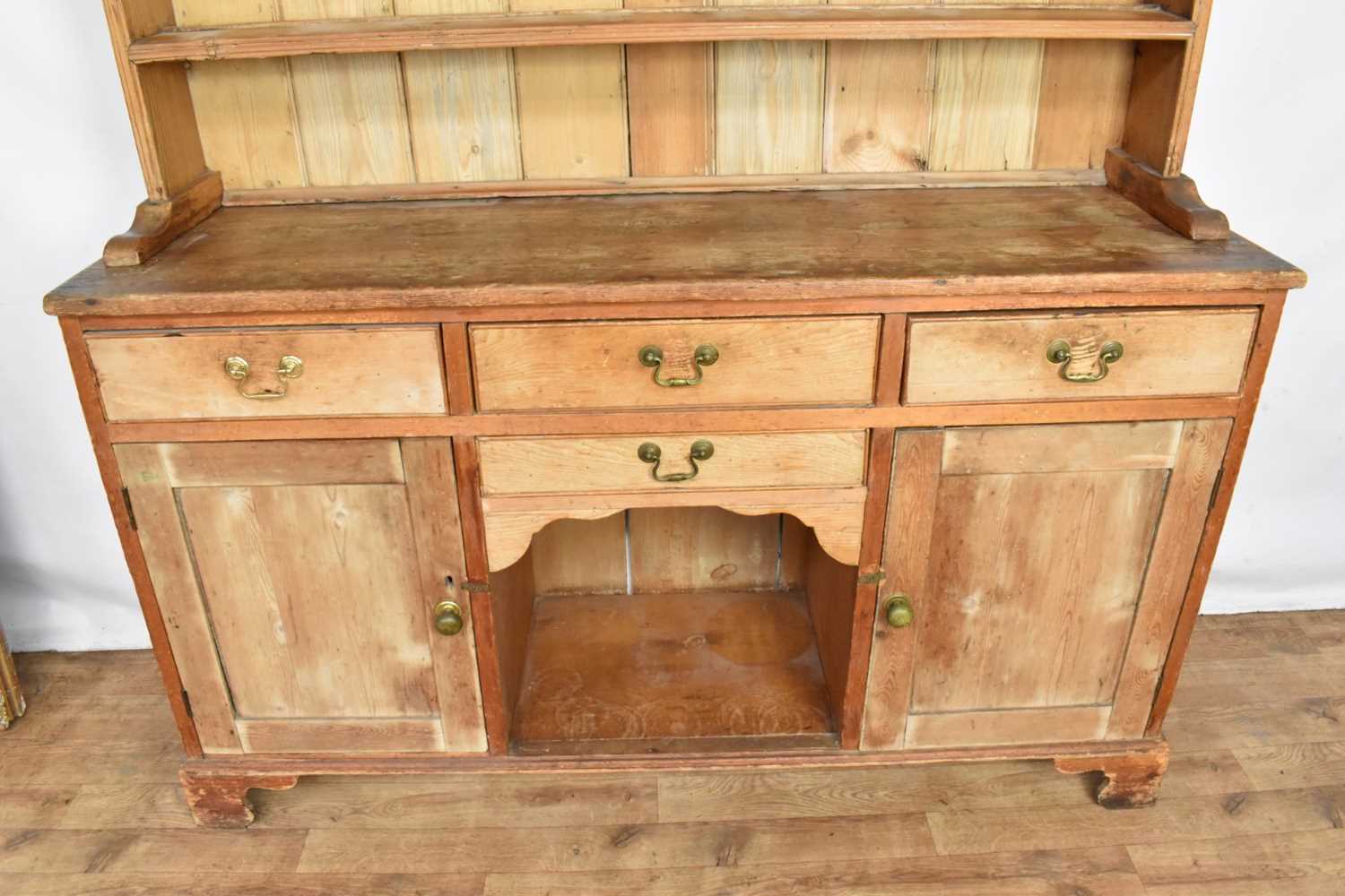 19th century pine high dresser - Image 6 of 9