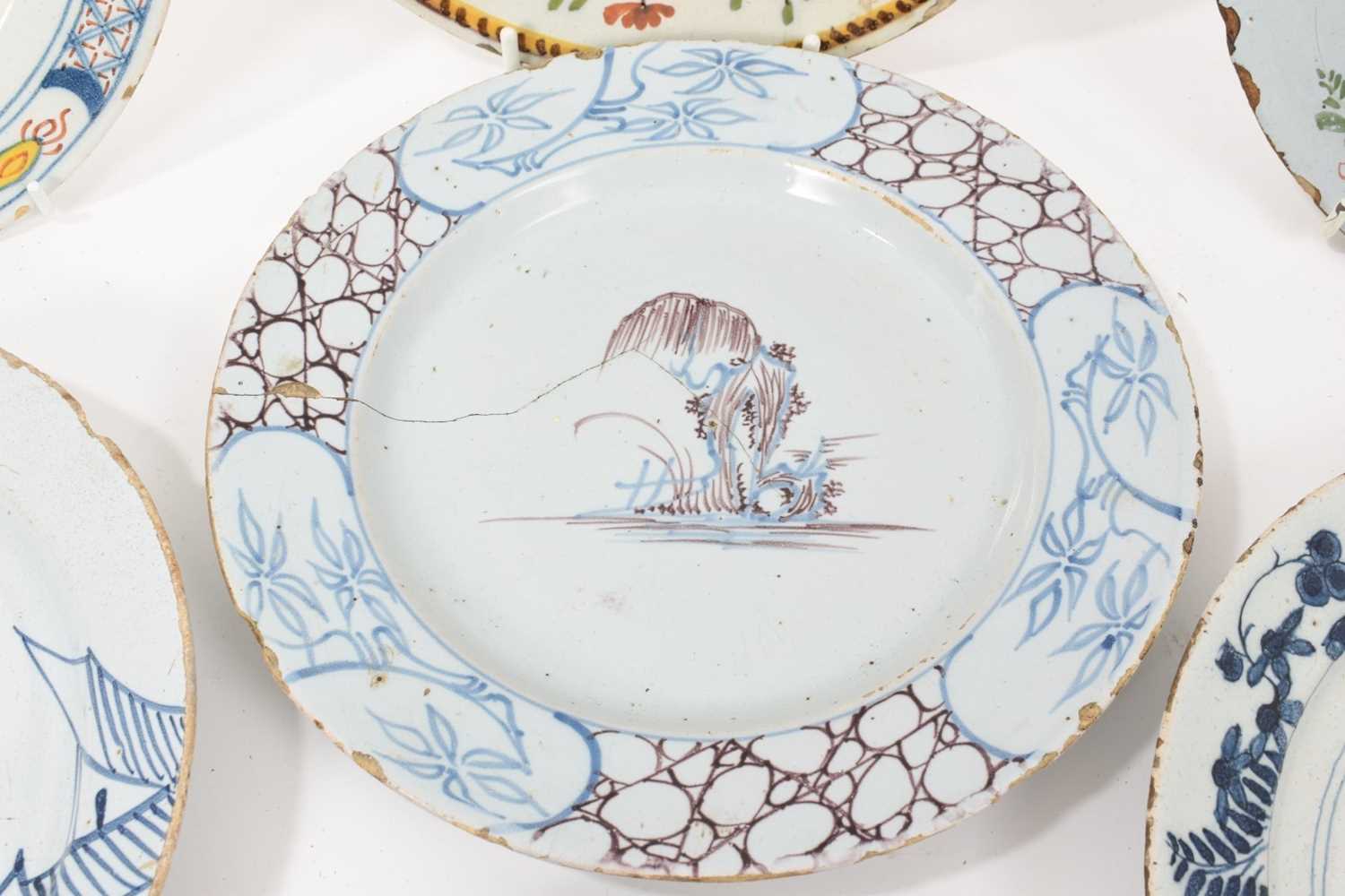 Seven assorted Delftware plates - Image 6 of 8