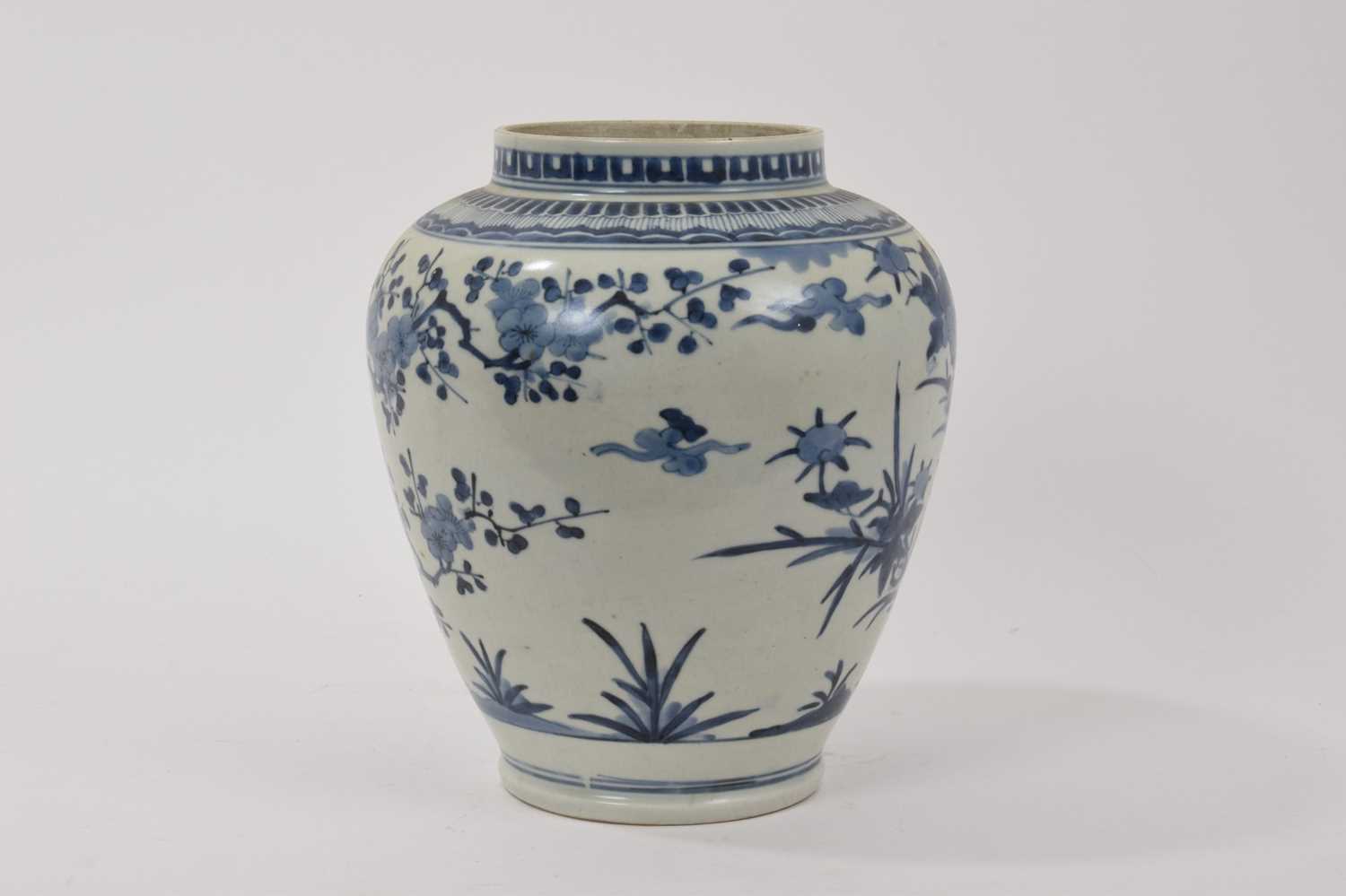 Antique Japanese Arita porcelain vase - Image 3 of 6