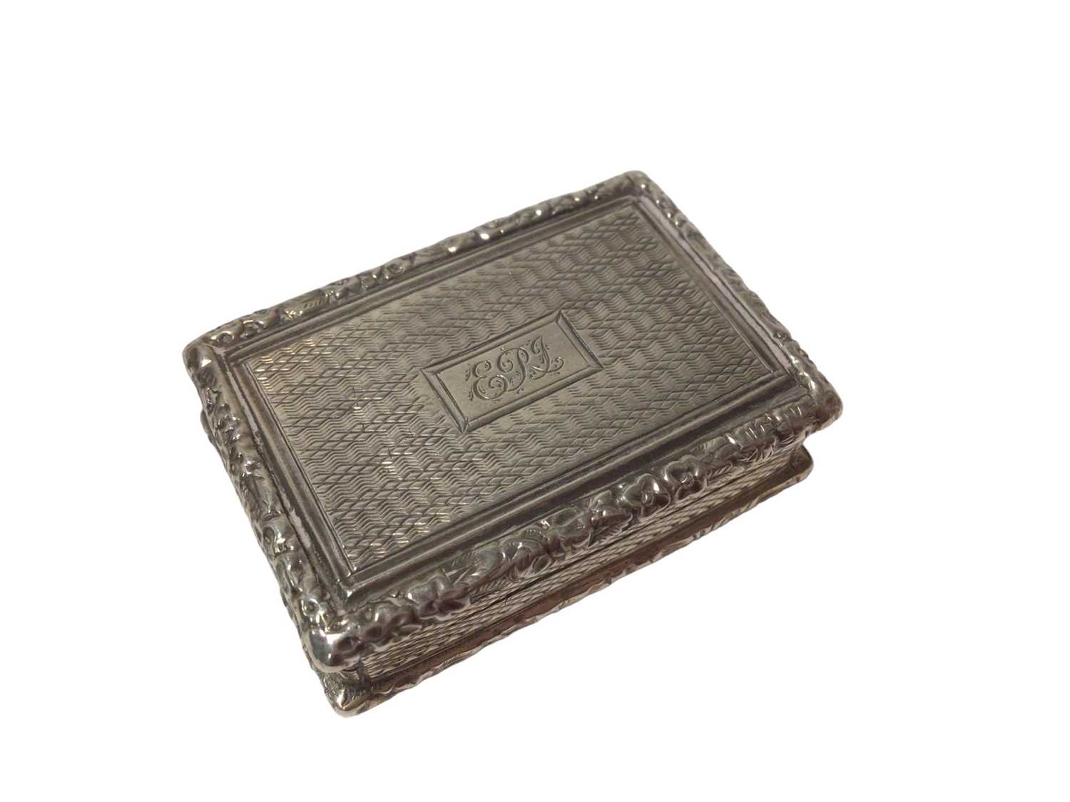 George IV silver vinaigrette of rectangular form, with engine turned decoration