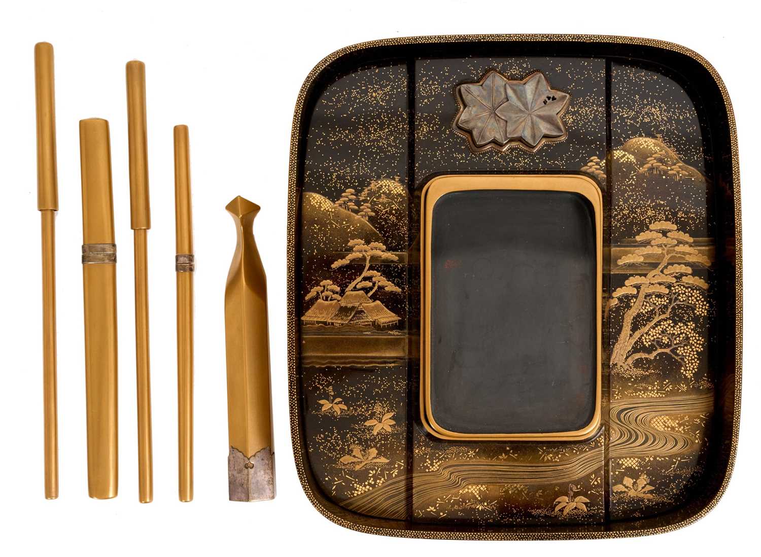 Superb matching set of a gold lacquer ryoshibako and suzuribako, Meiji Period - Image 14 of 18